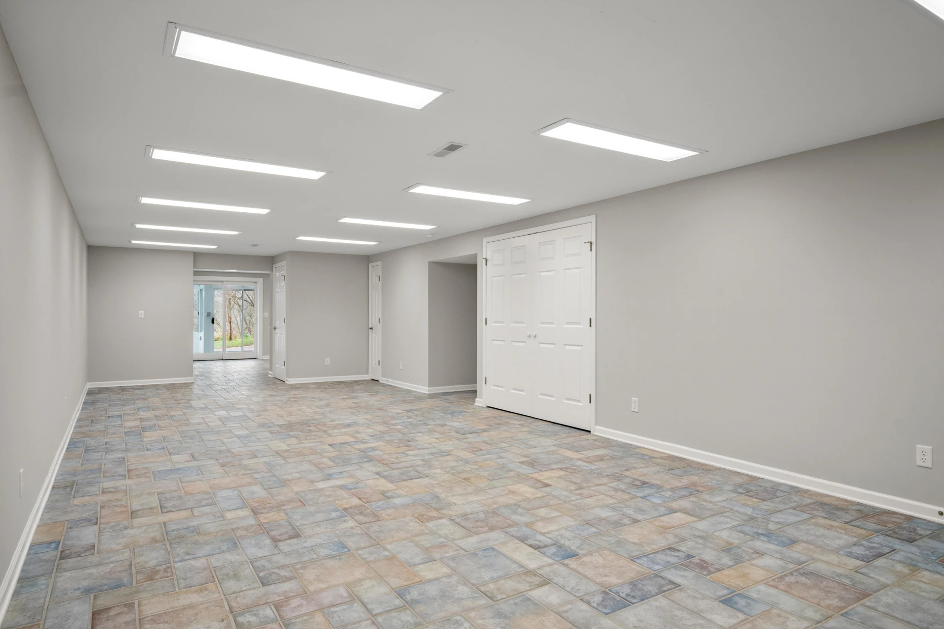 501 Mill Pointe RD - Photo 58