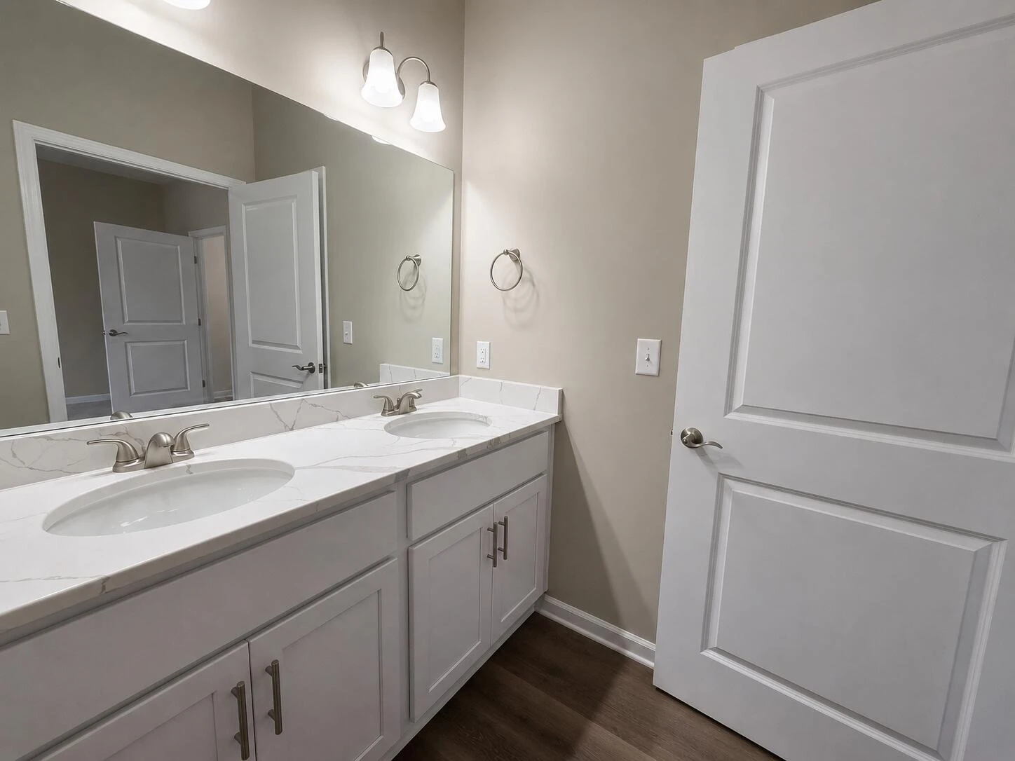 1155 Plum ST NE - Photo 30