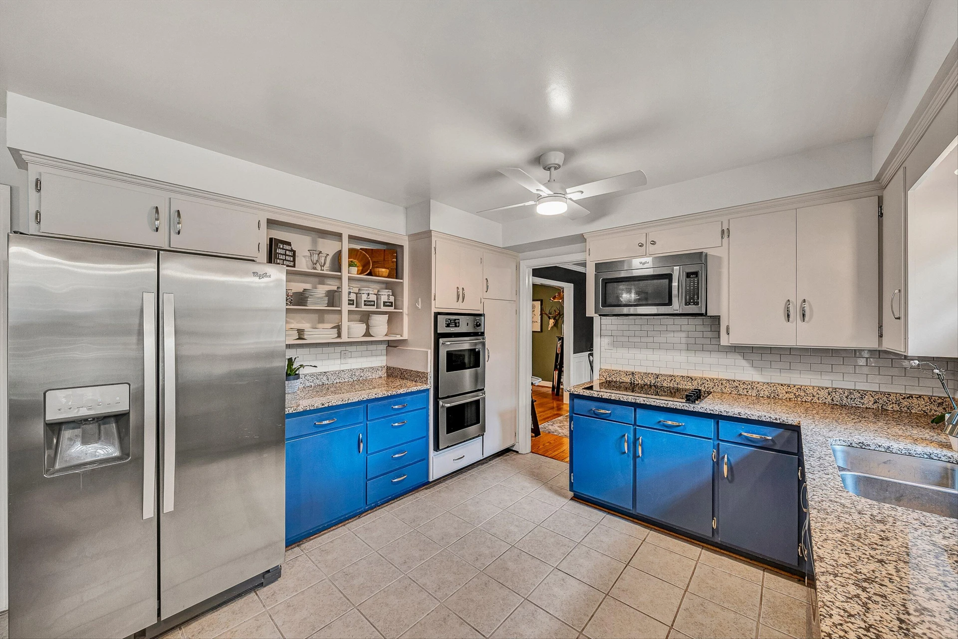 3416 Grandin RD SW - Photo 16