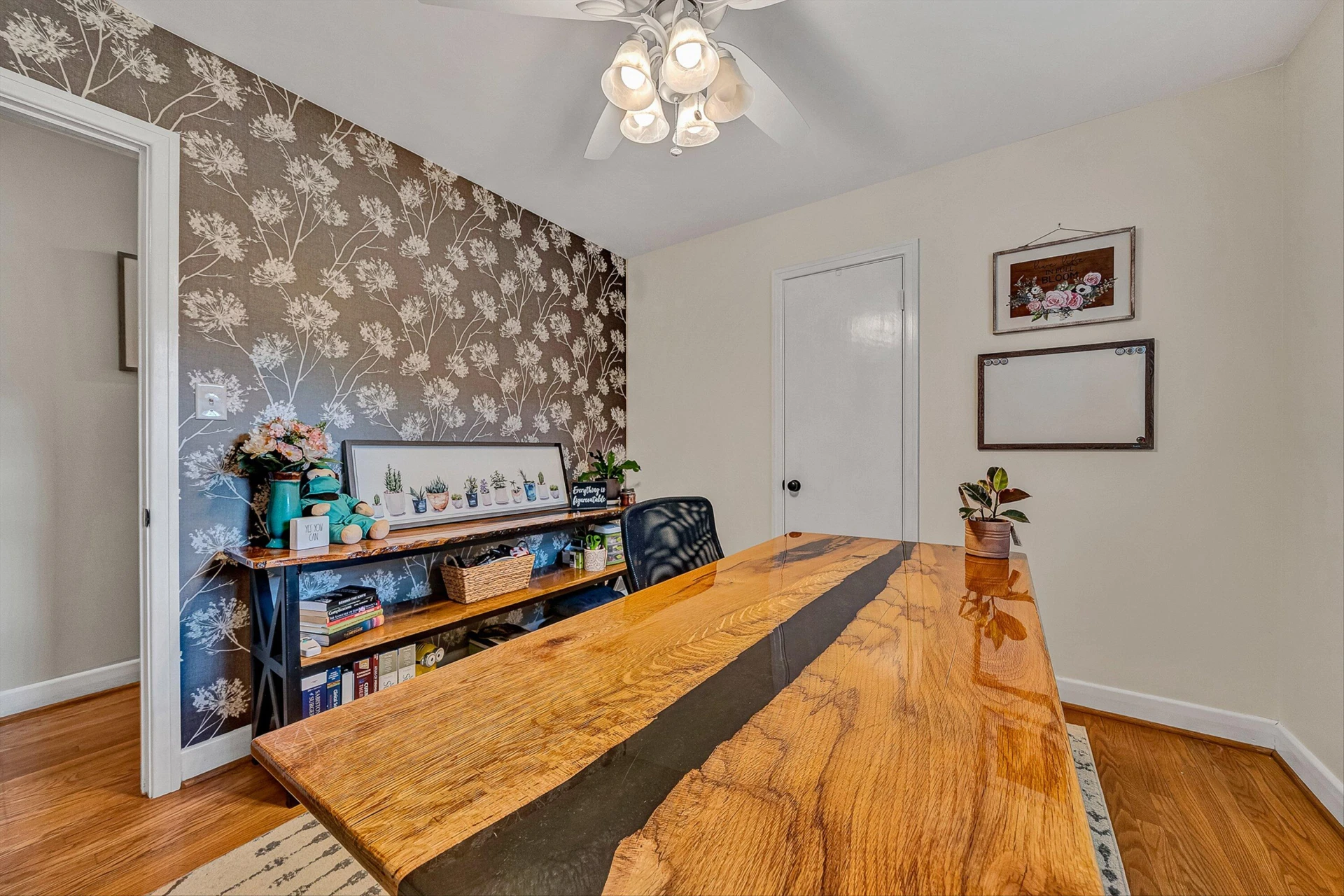 3416 Grandin RD SW - Photo 25