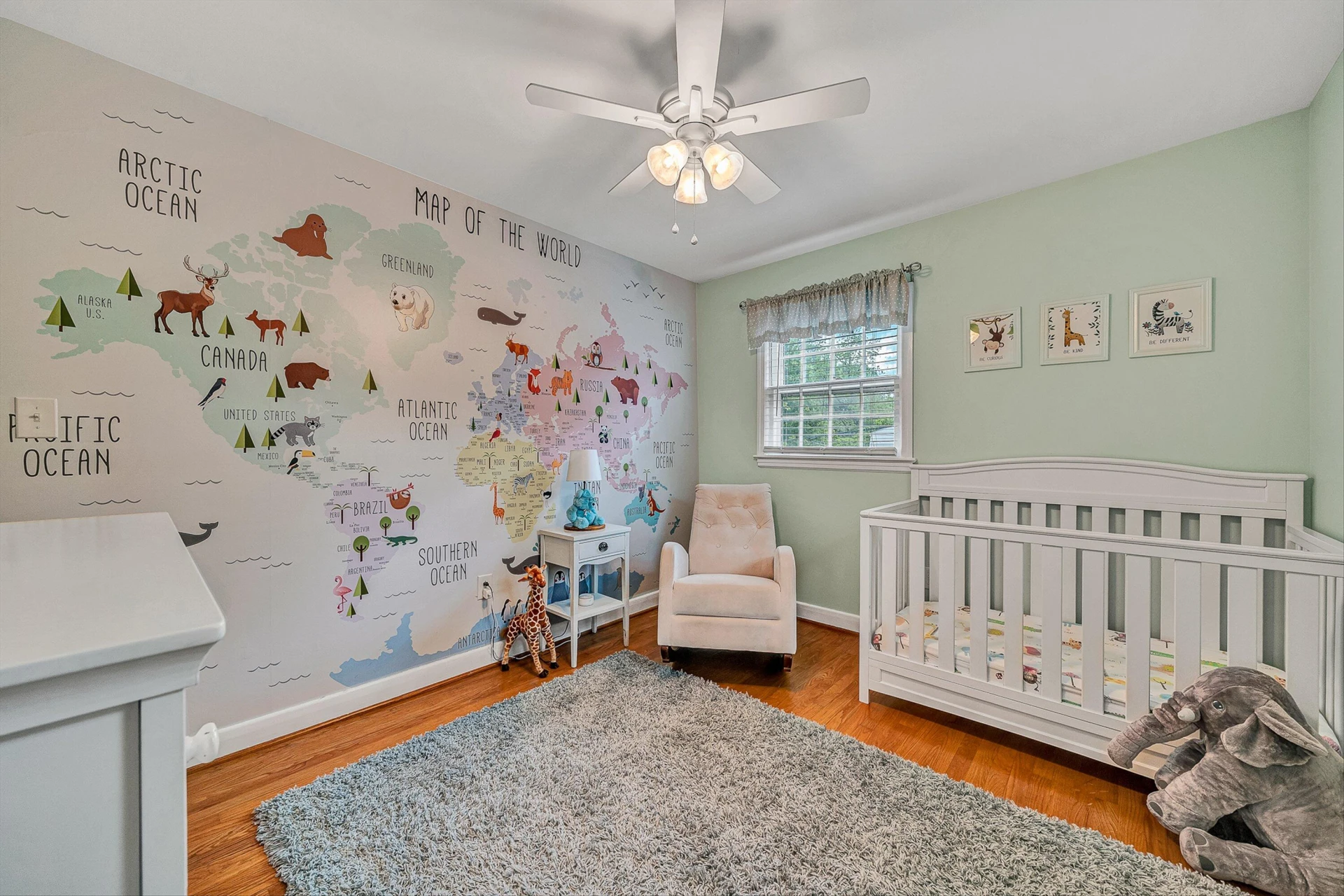 3416 Grandin RD SW - Photo 27