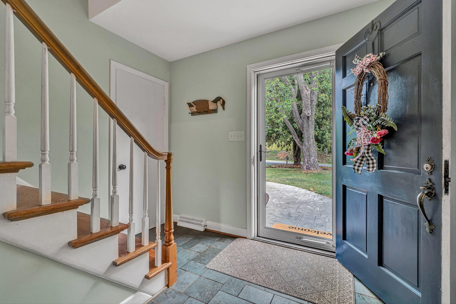 3416 Grandin RD SW - Photo 6
