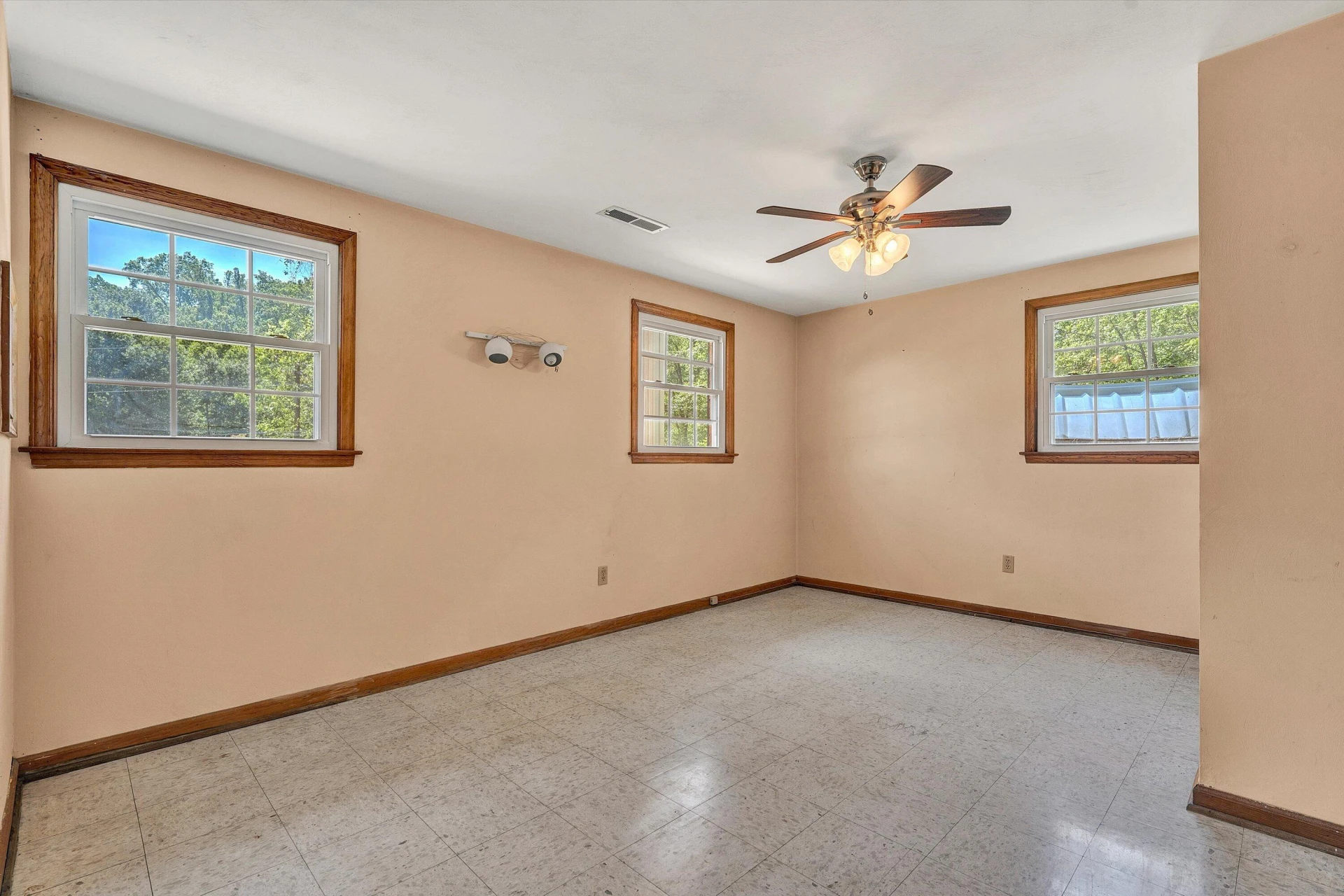 133 Kelsey WAY - Photo 33
