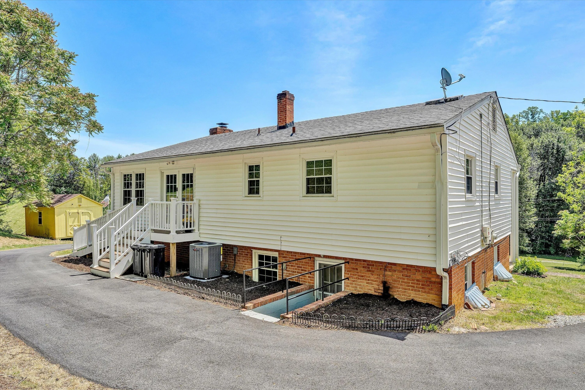 133 Kelsey WAY - Photo 37