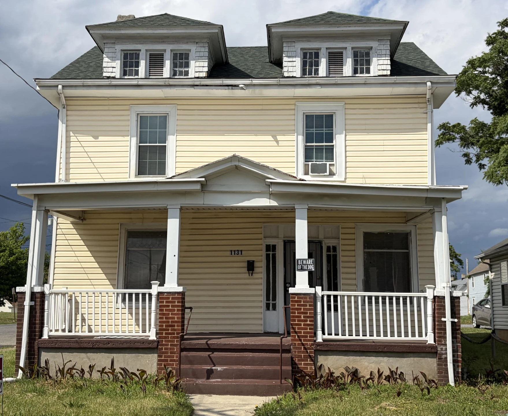 1131 Loudon AVE NW - Photo 9