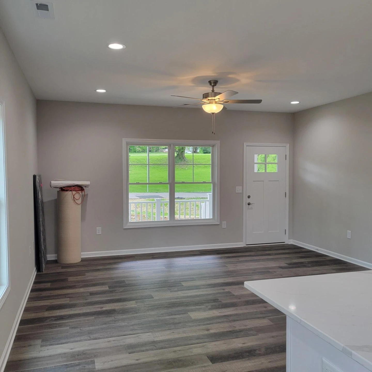 1145 Plum ST NE - Photo 6