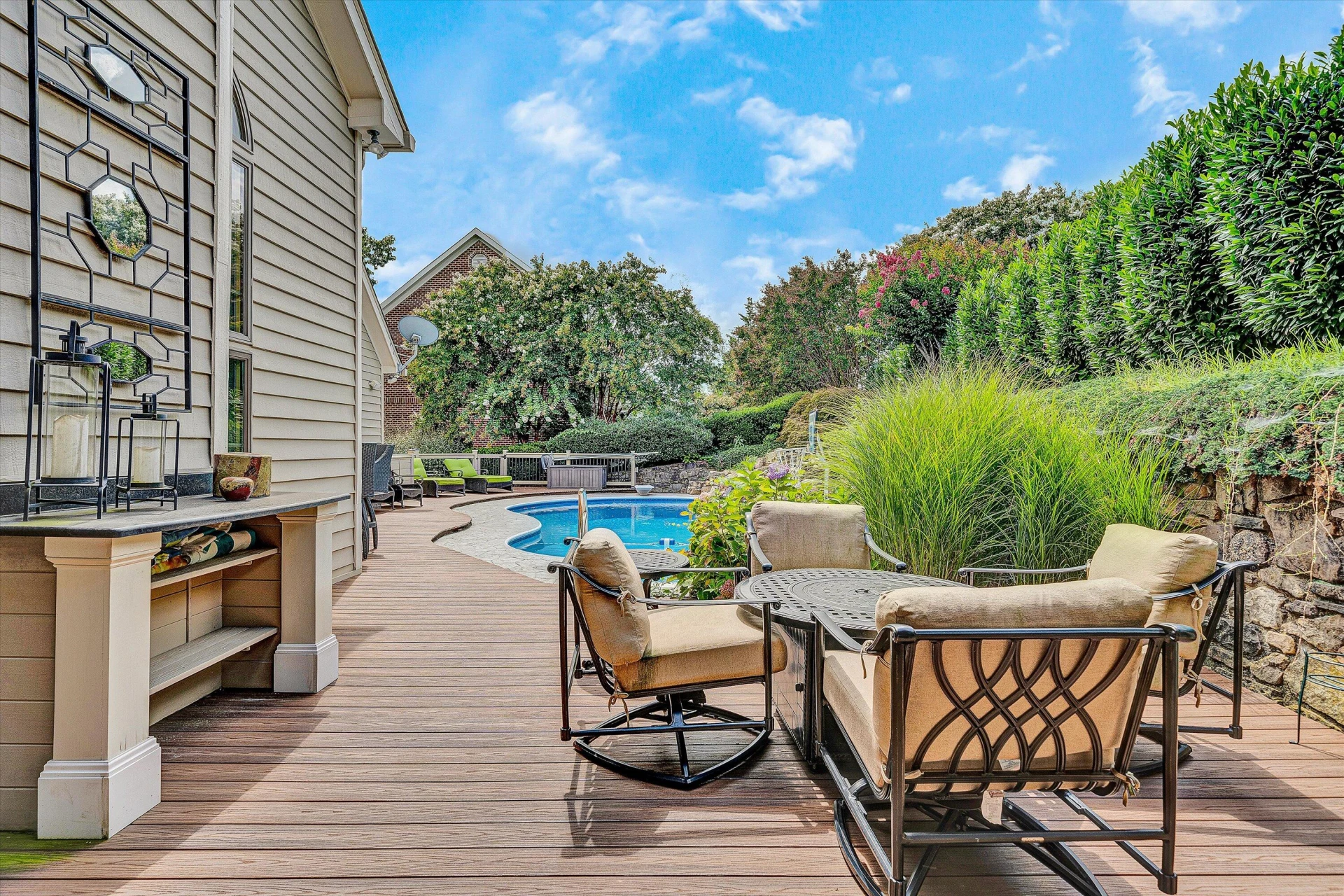 812 Scott CIR - Photo 42