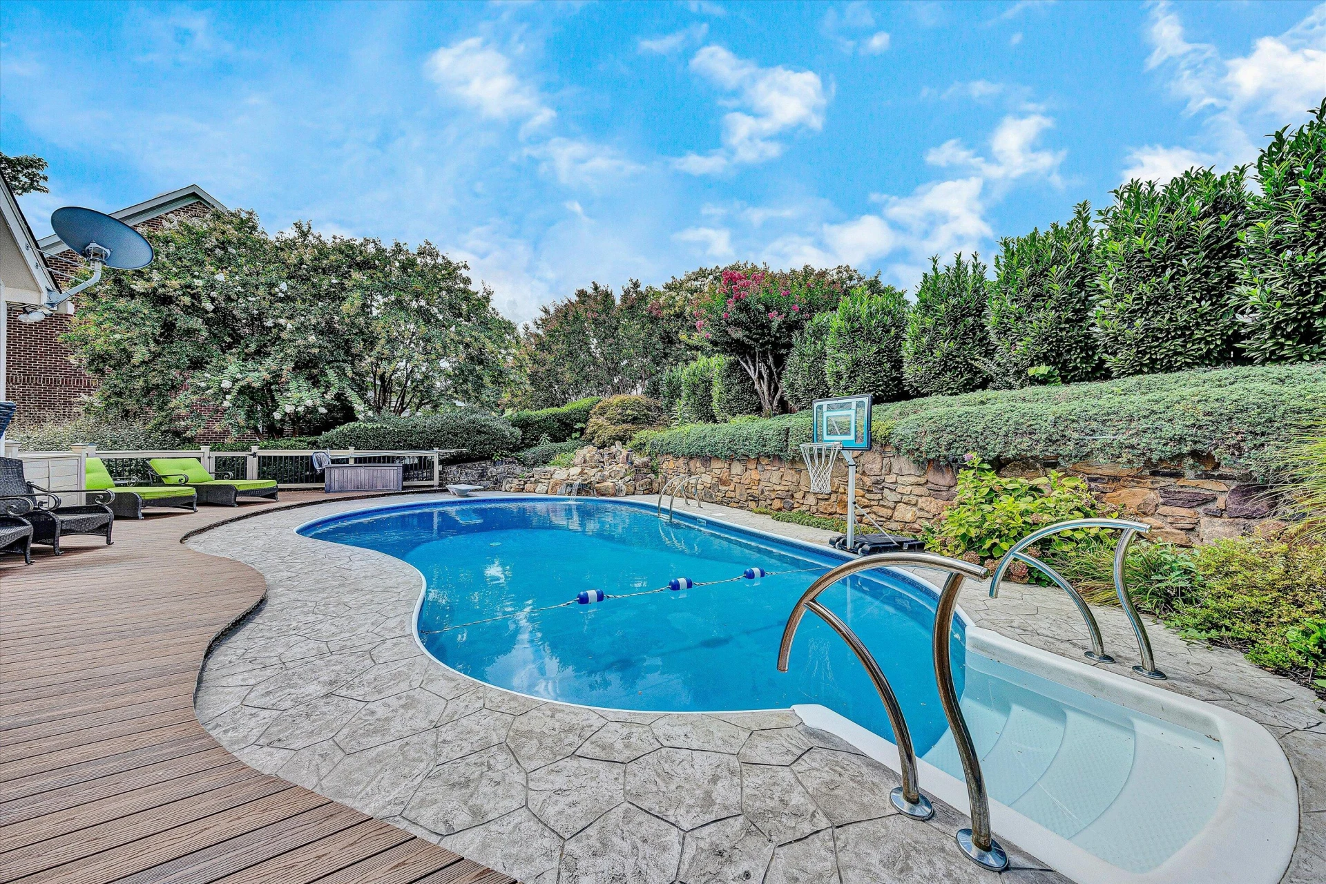 812 Scott CIR - Photo 43