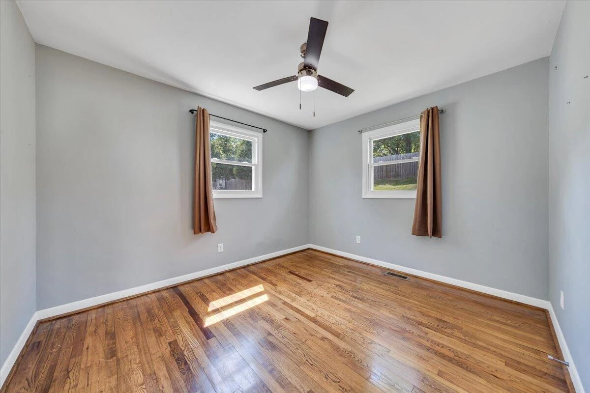 2416 Shull RD NE - Photo 14