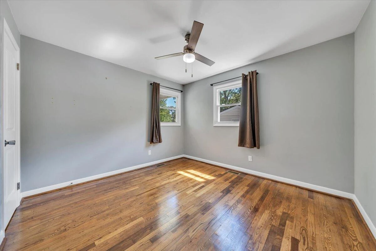 2416 Shull RD NE - Photo 16