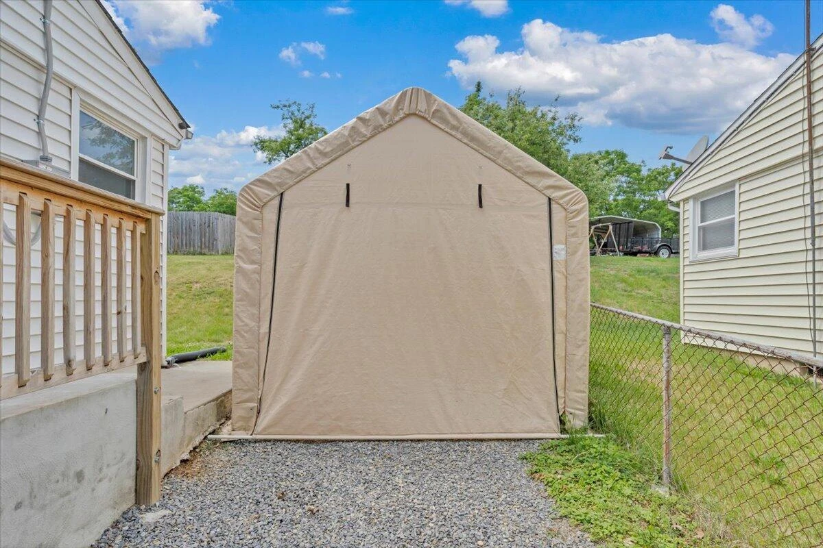 2416 Shull RD NE - Photo 24