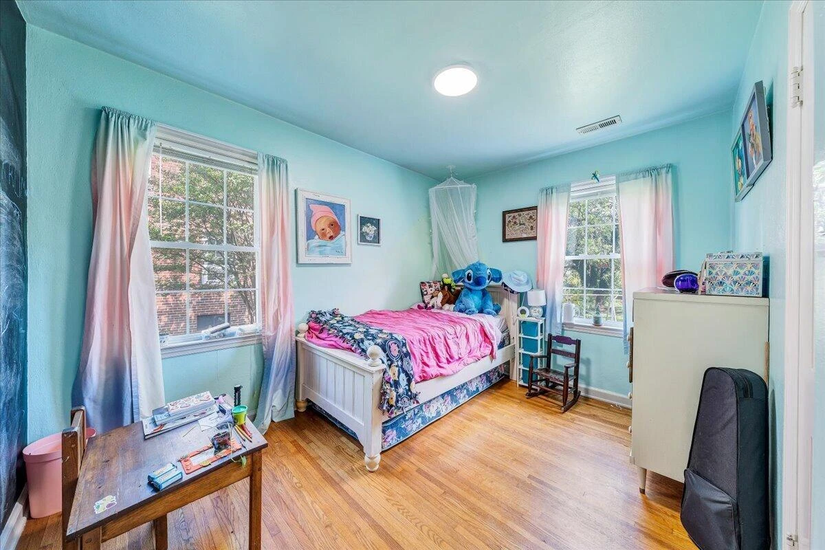 2519 Windsor AVE SW - Photo 24