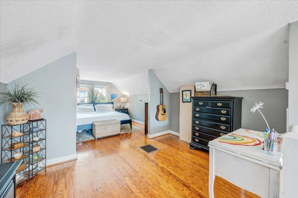 2519 Windsor AVE SW - Photo 28