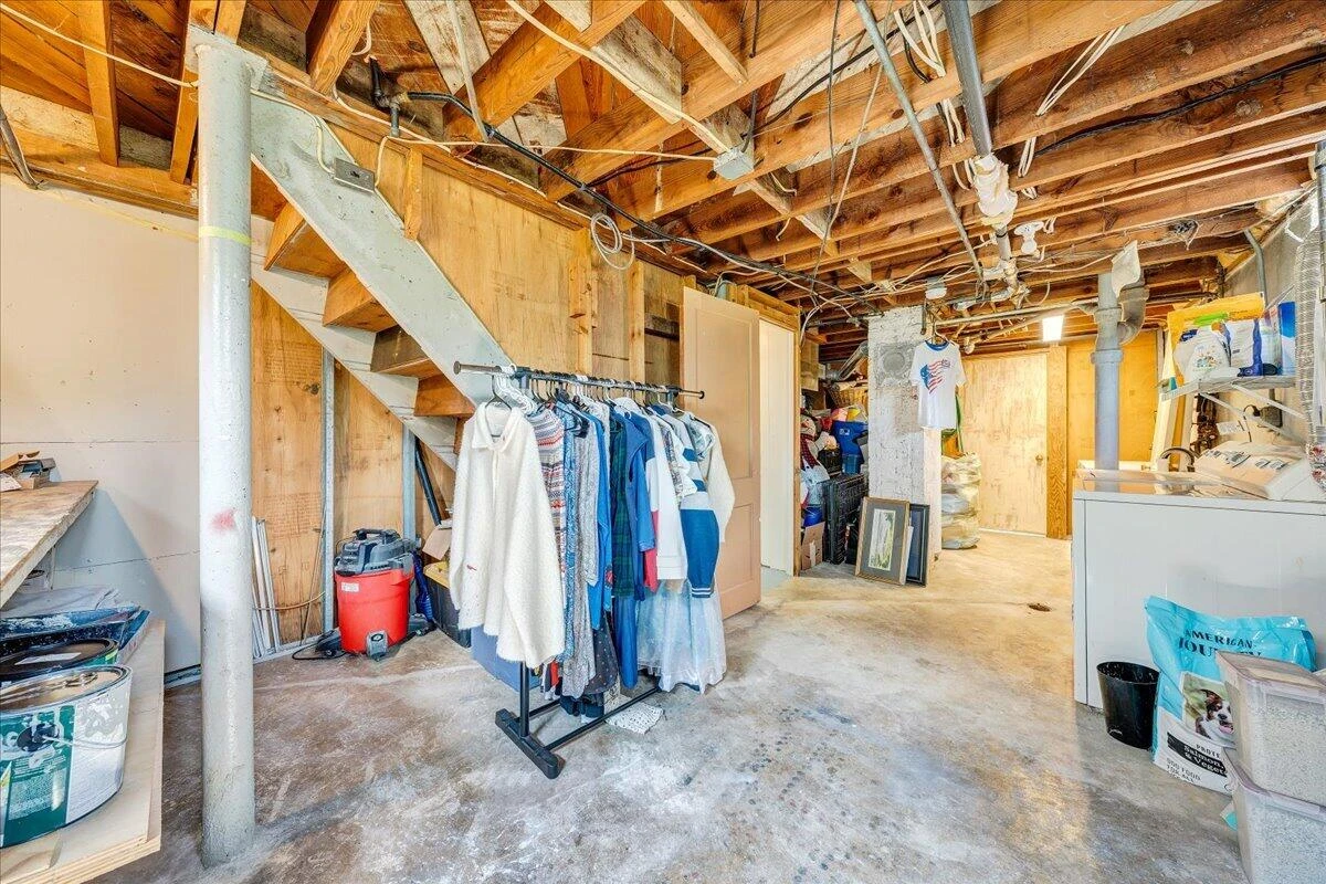 2519 Windsor AVE SW - Photo 37