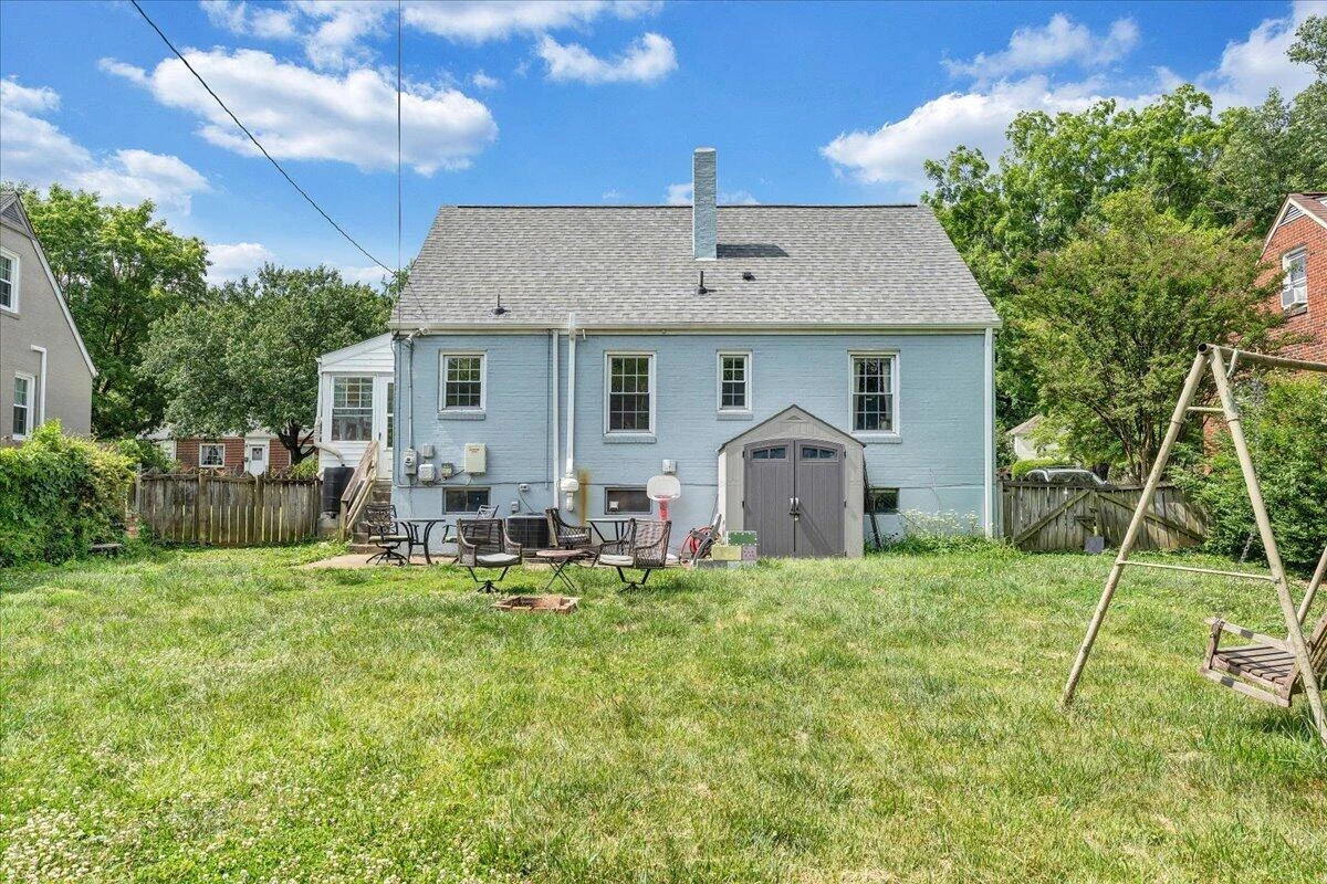 2519 Windsor AVE SW - Photo 42