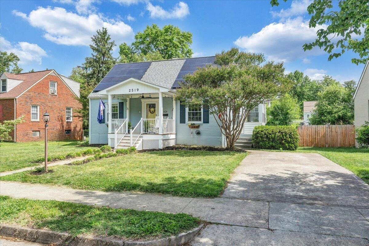 2519 Windsor AVE SW - Photo 44