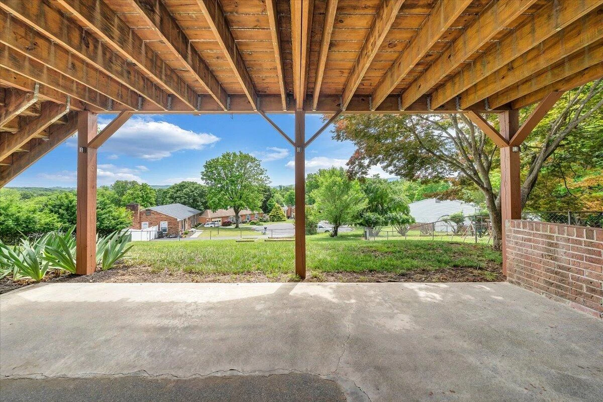 3808 Kentland DR - Photo 26