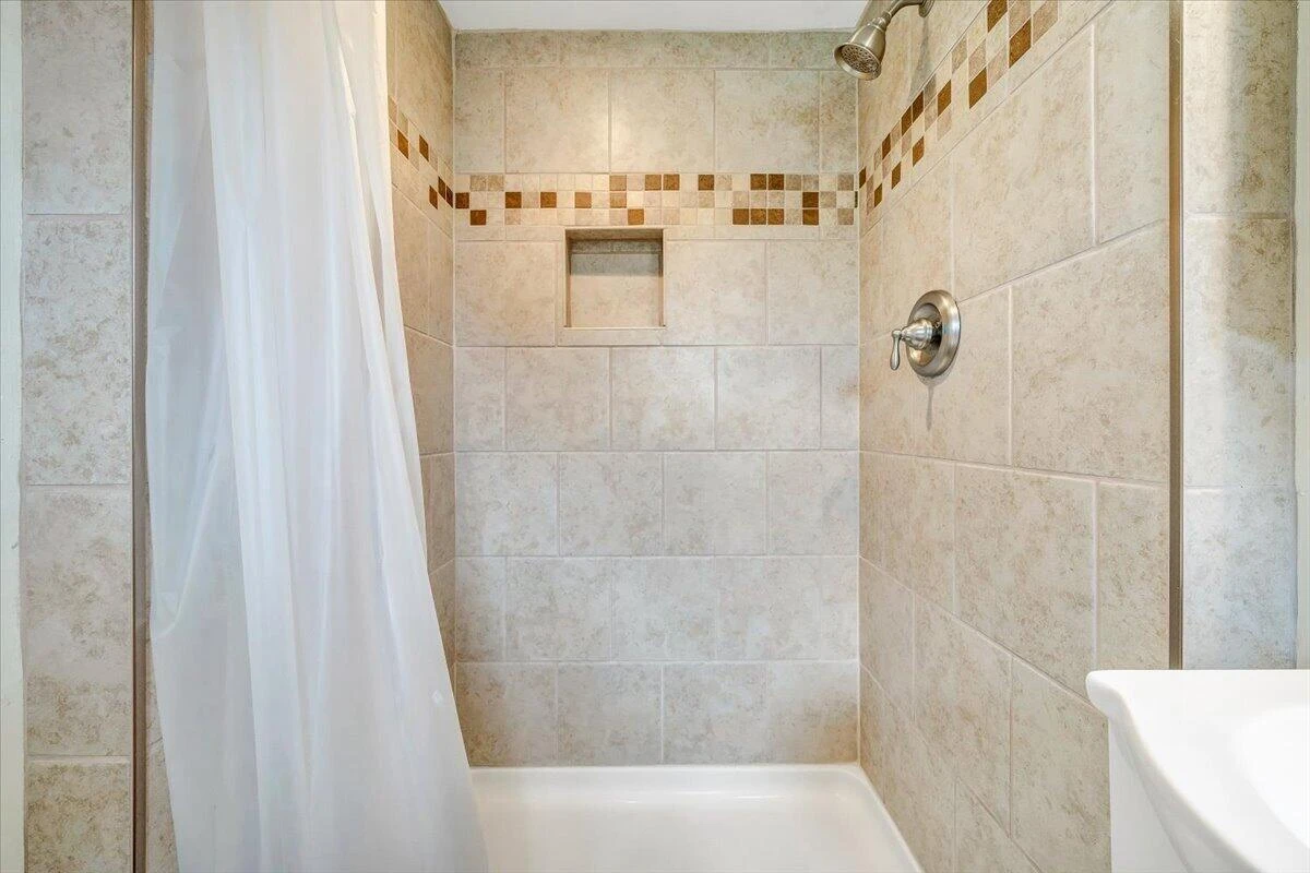 3808 Kentland DR - Photo 32