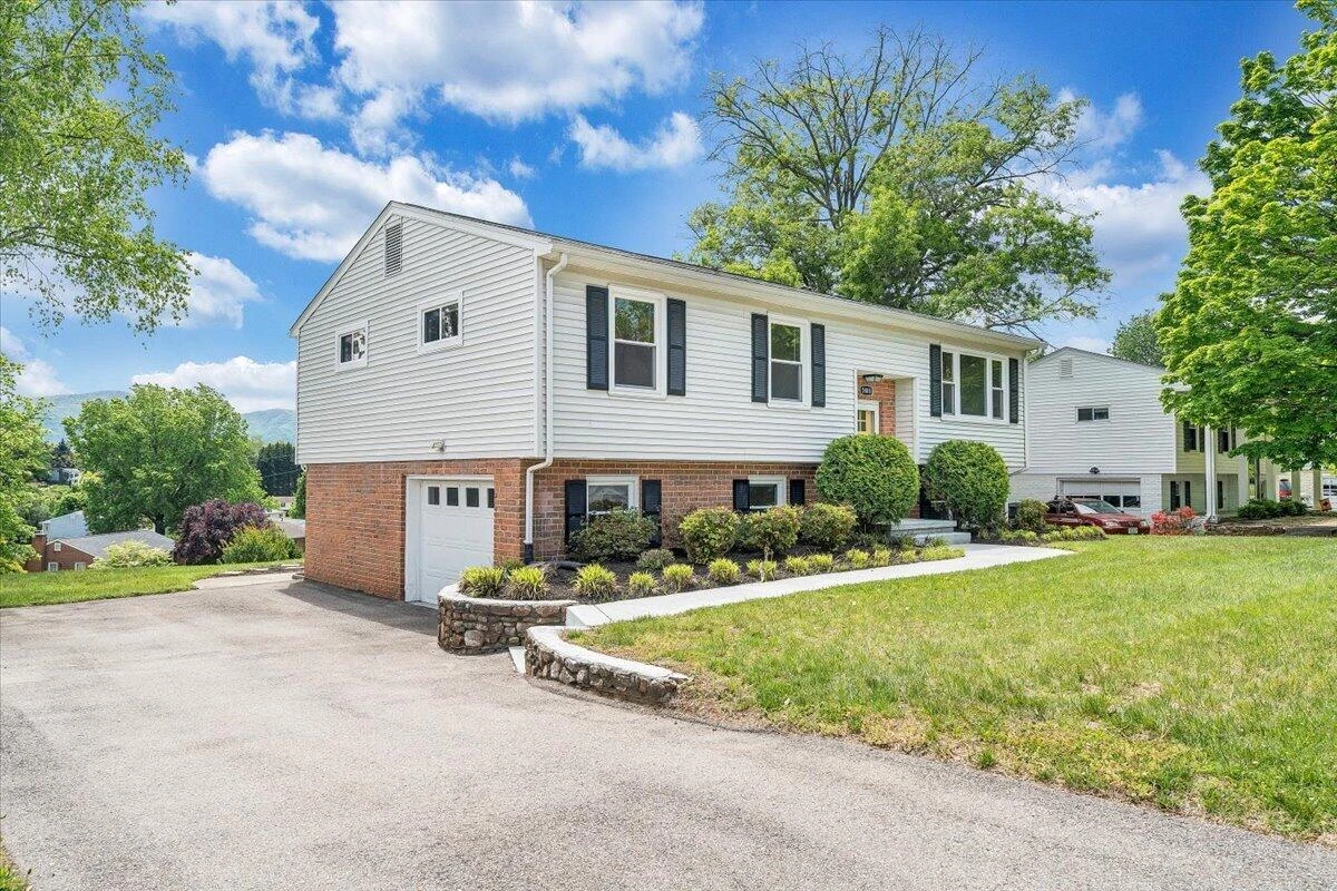 3808 Kentland DR - Photo 37