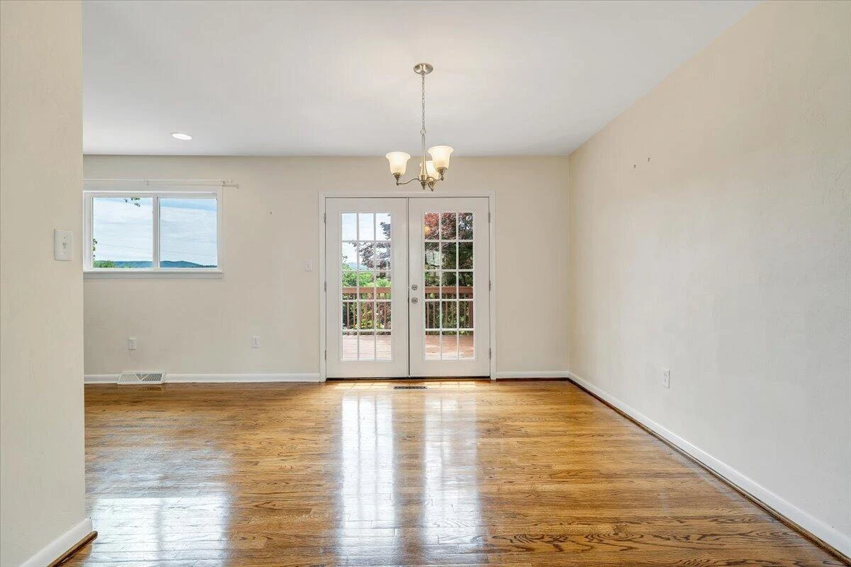 3808 Kentland DR - Photo 8