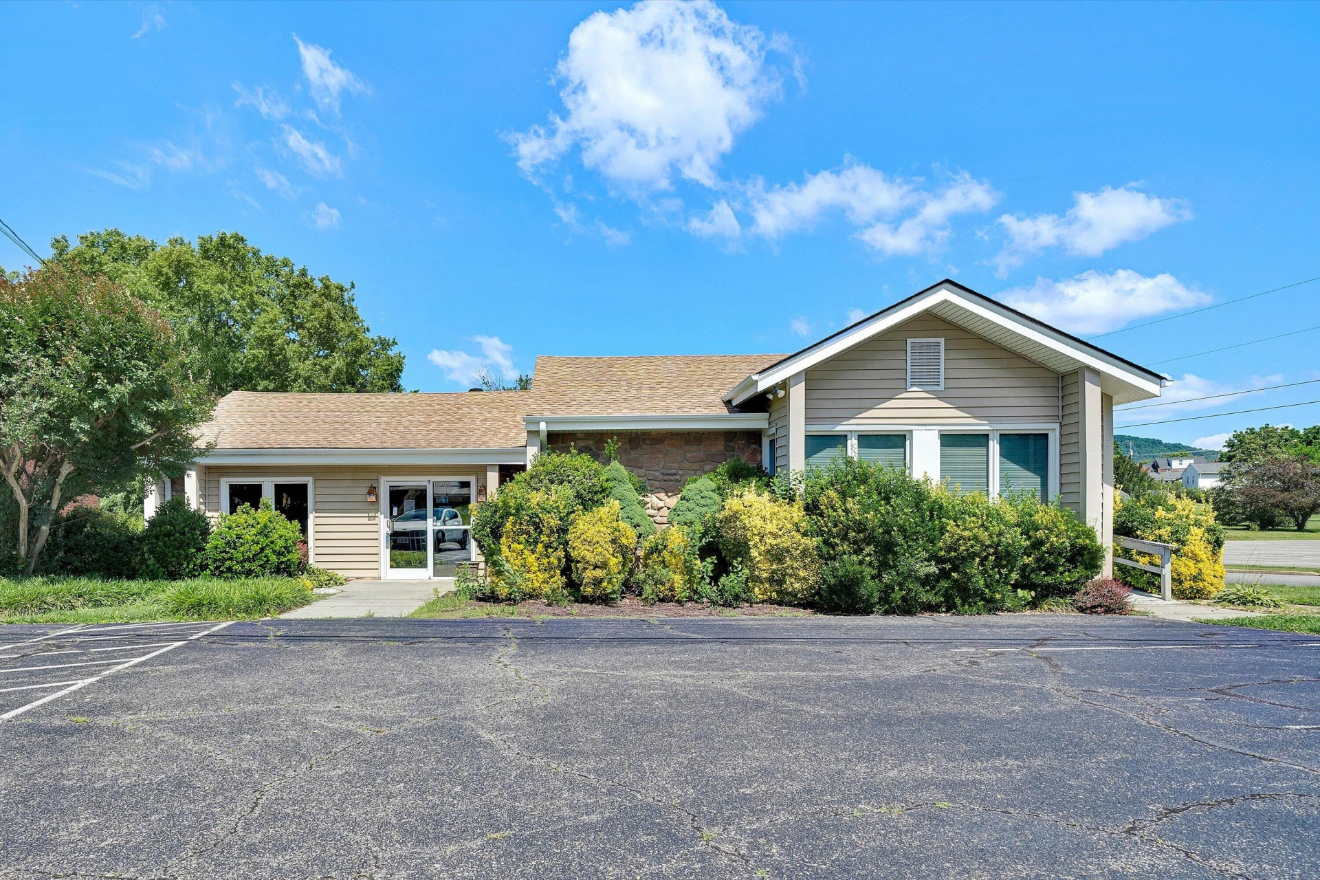 365 TANYARD RD