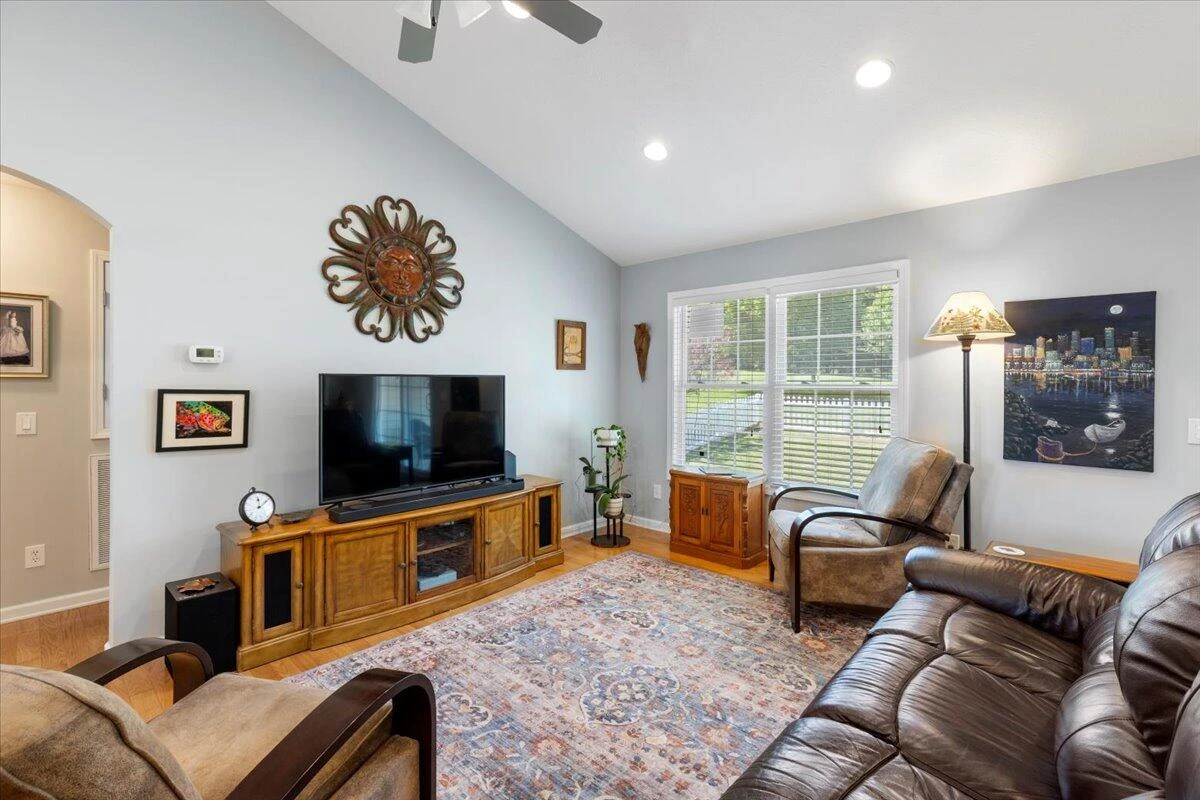 1904 Wilshire LN - Photo 9