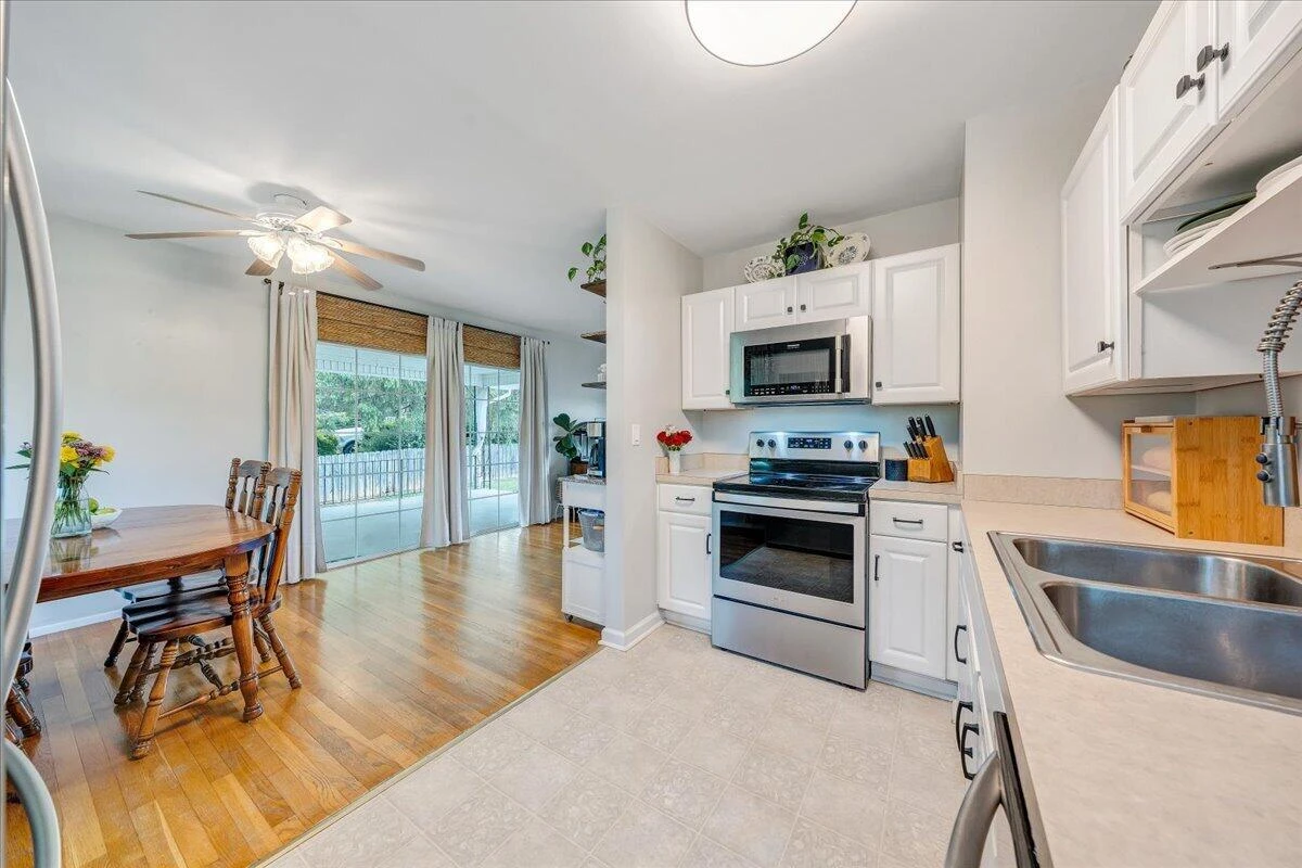 124 Dawnridge LN - Photo 12