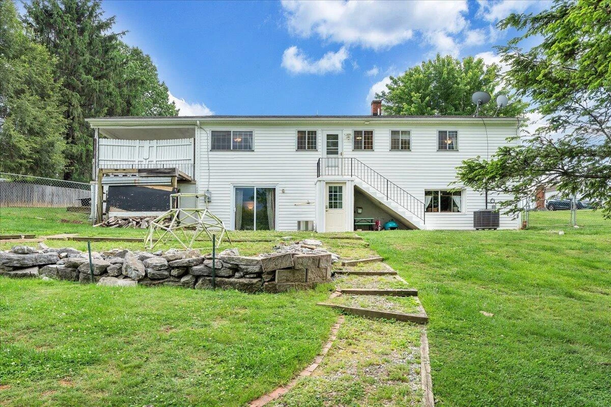 124 Dawnridge LN - Photo 28