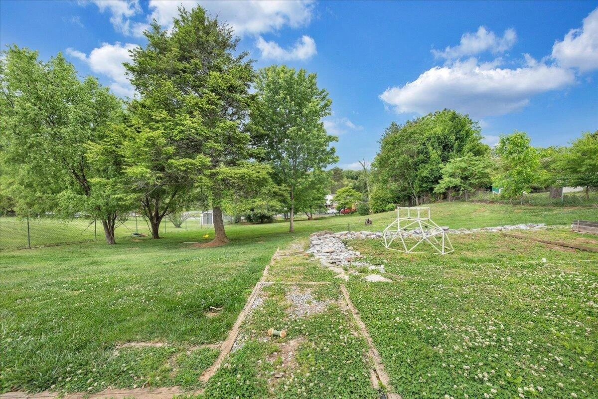 124 Dawnridge LN - Photo 29