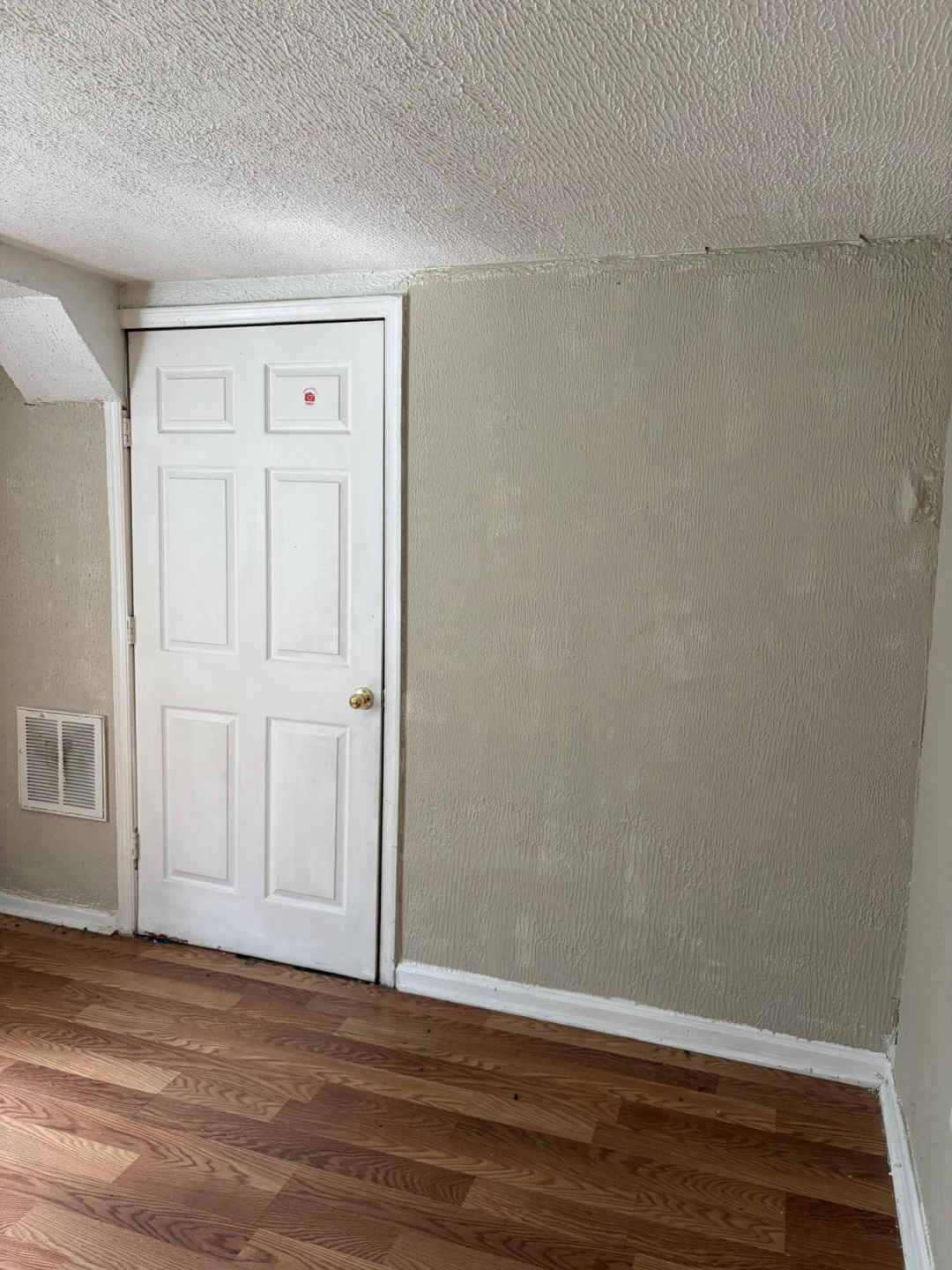 1810 Centre AVE NW - Photo 15