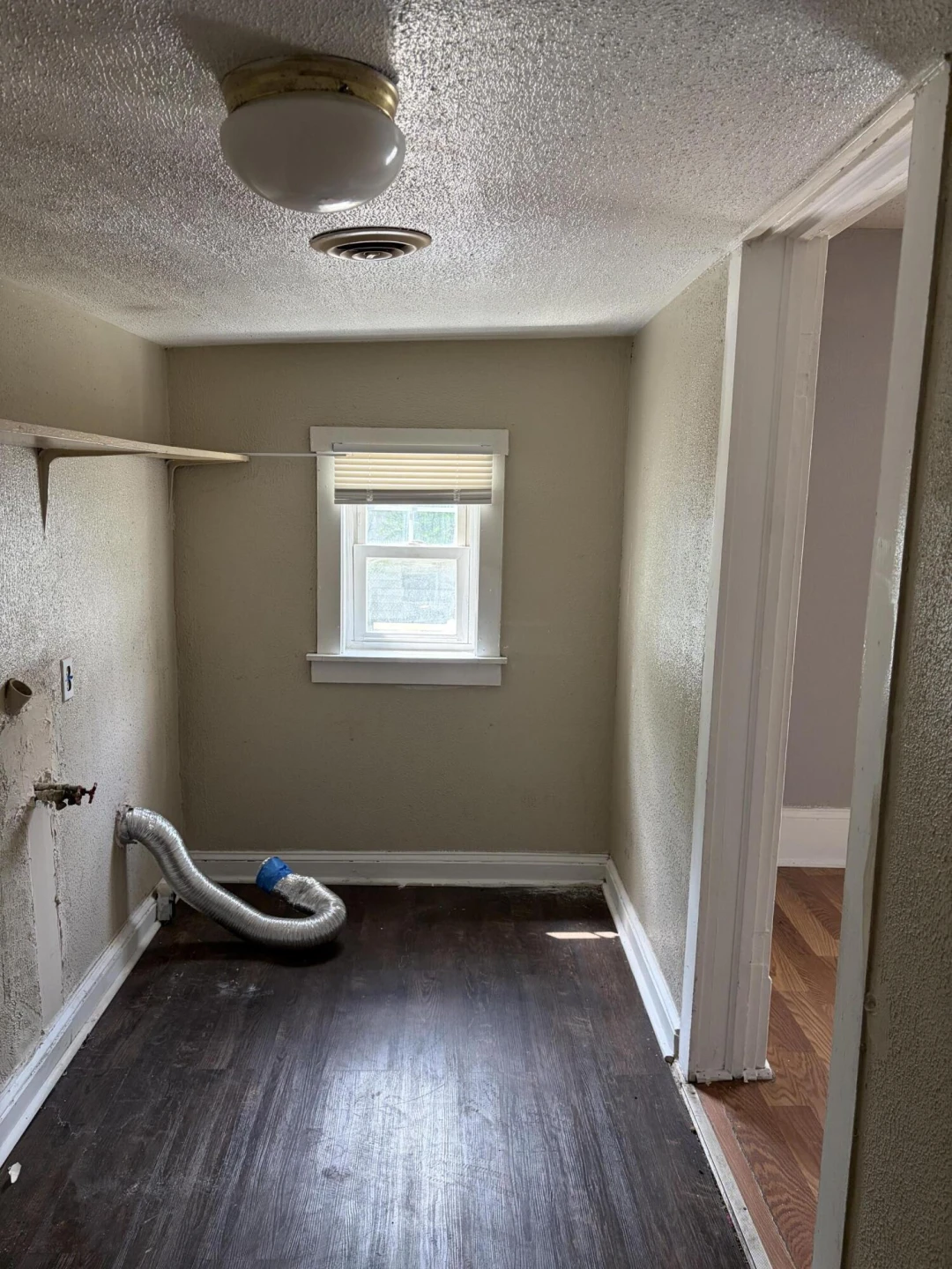 1810 Centre AVE NW - Photo 4