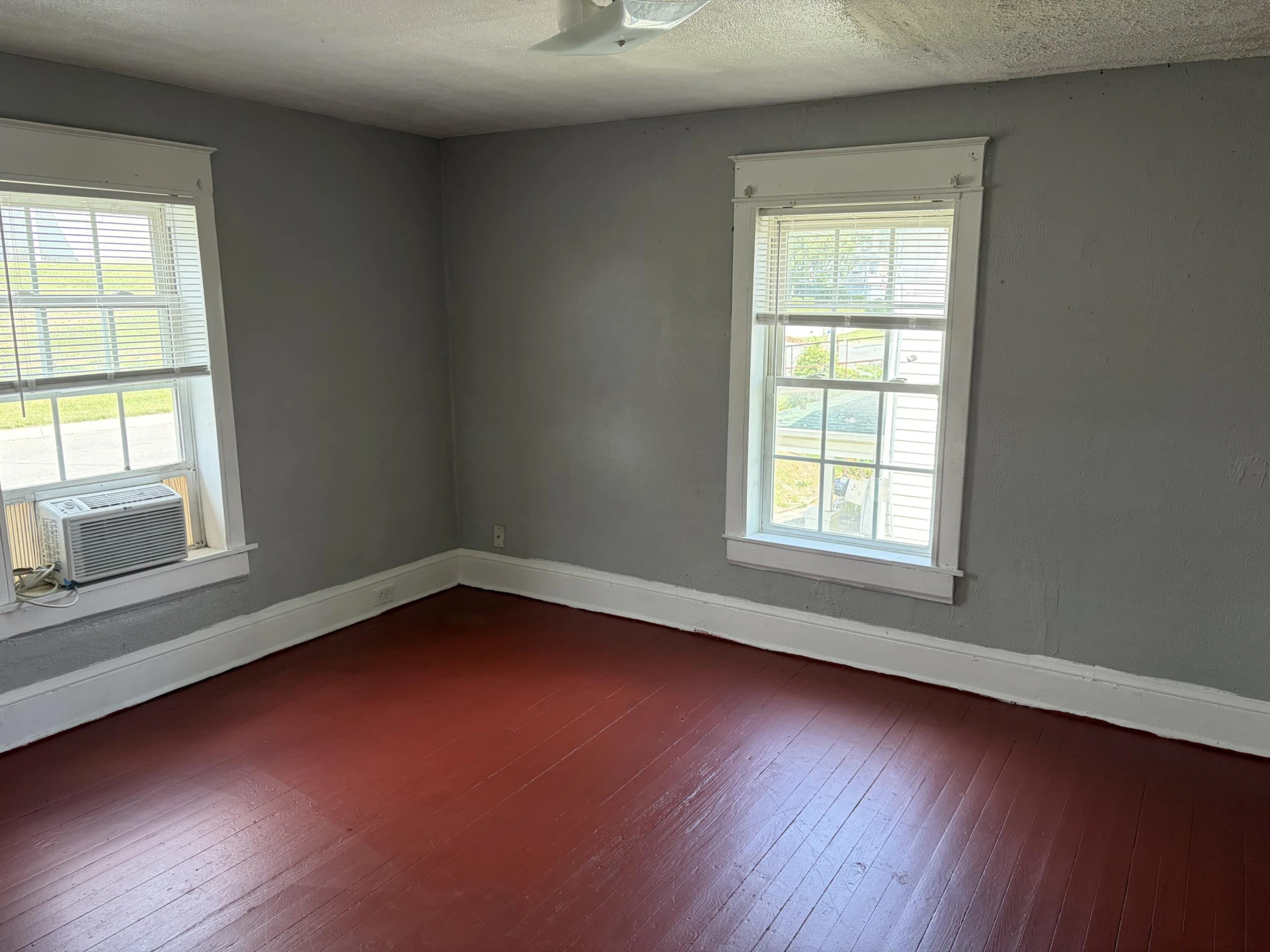 1810 Centre AVE NW - Photo 6