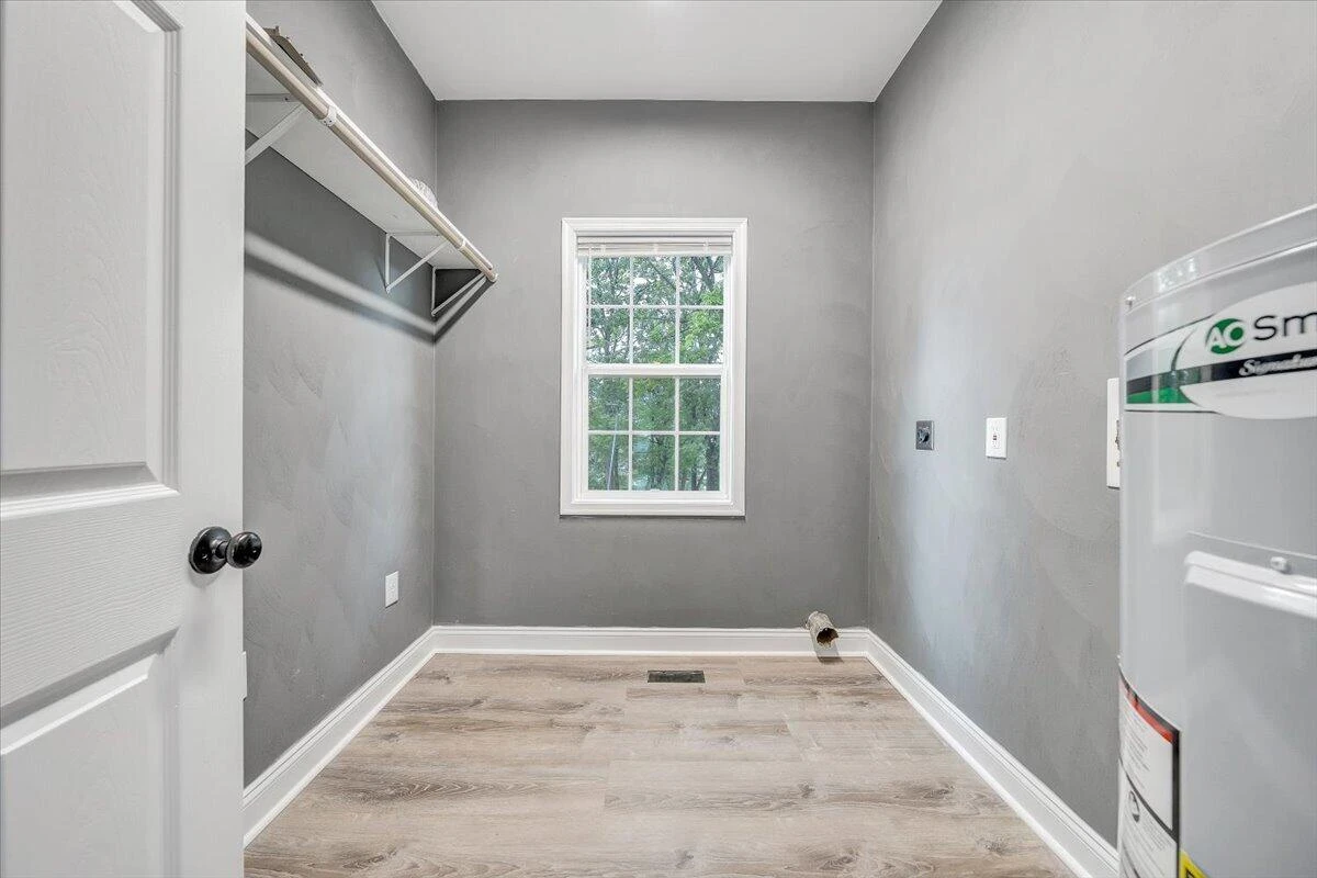 901 6Th ST SE - Photo 20