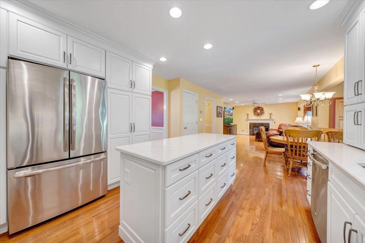 6204 Sandhurst DR - Photo 19