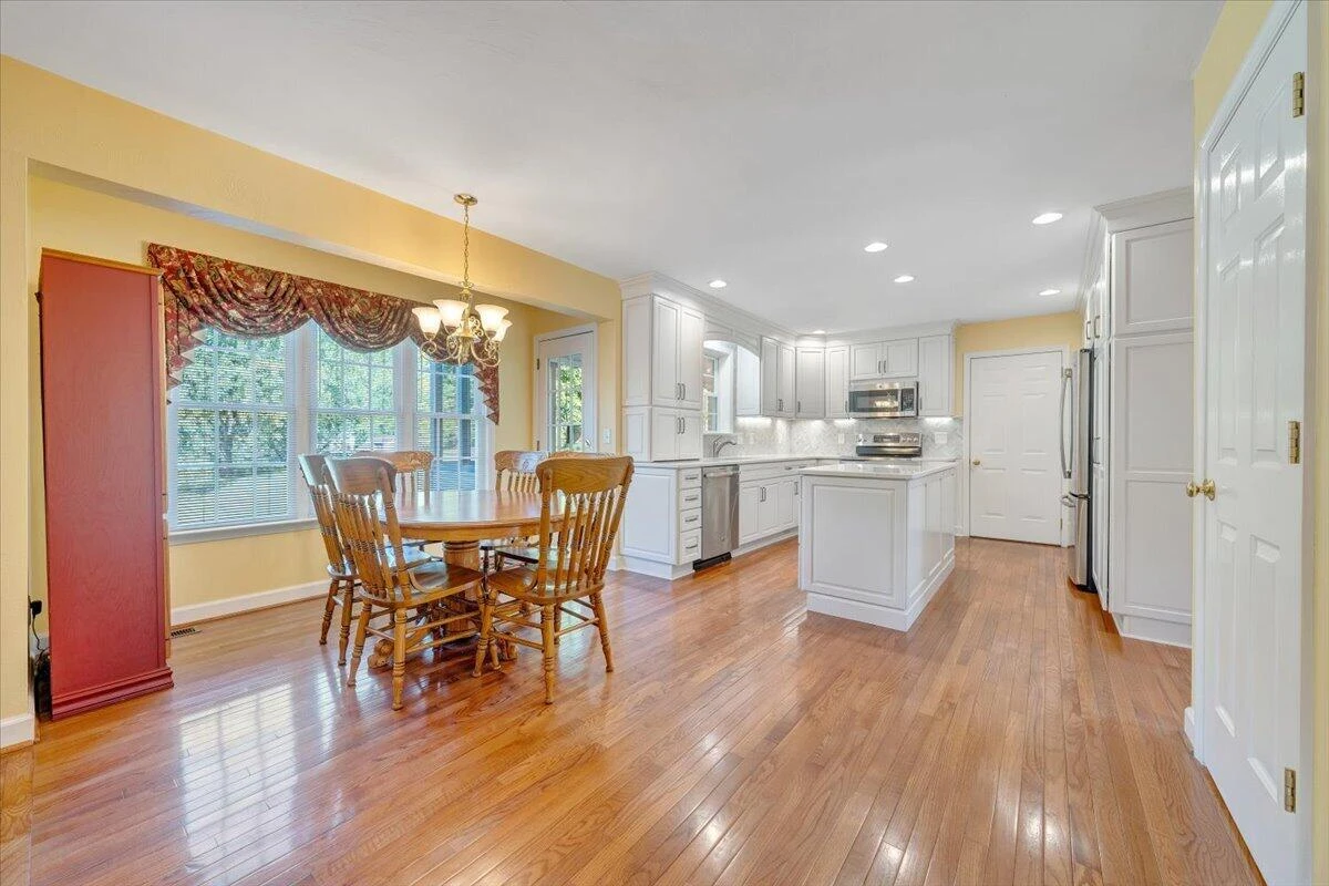 6204 Sandhurst DR - Photo 22