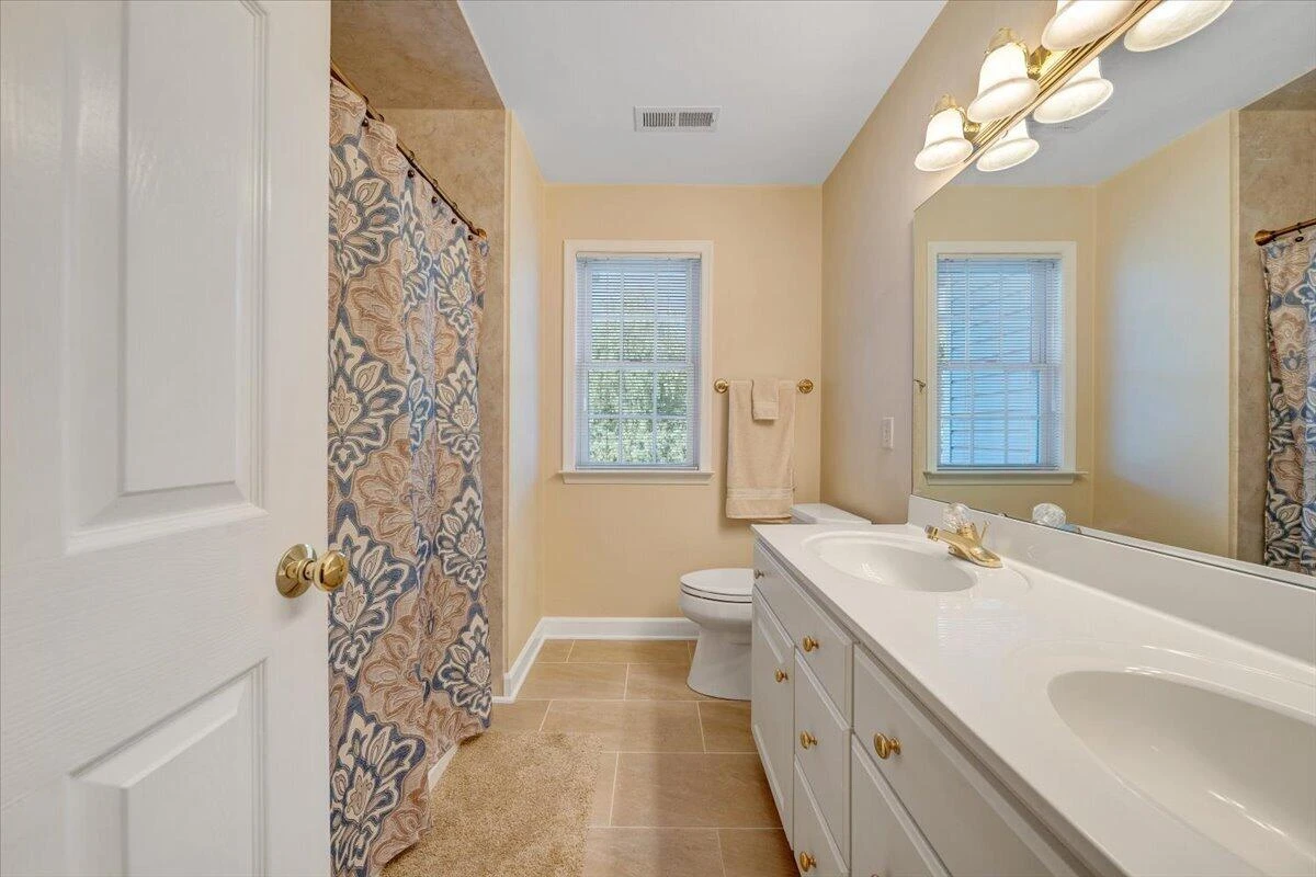 6204 Sandhurst DR - Photo 44