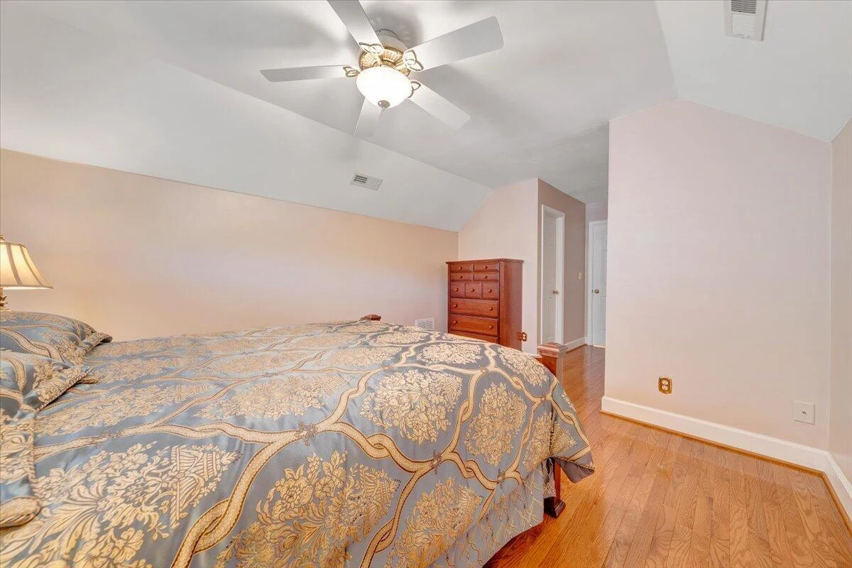 6204 Sandhurst DR - Photo 47