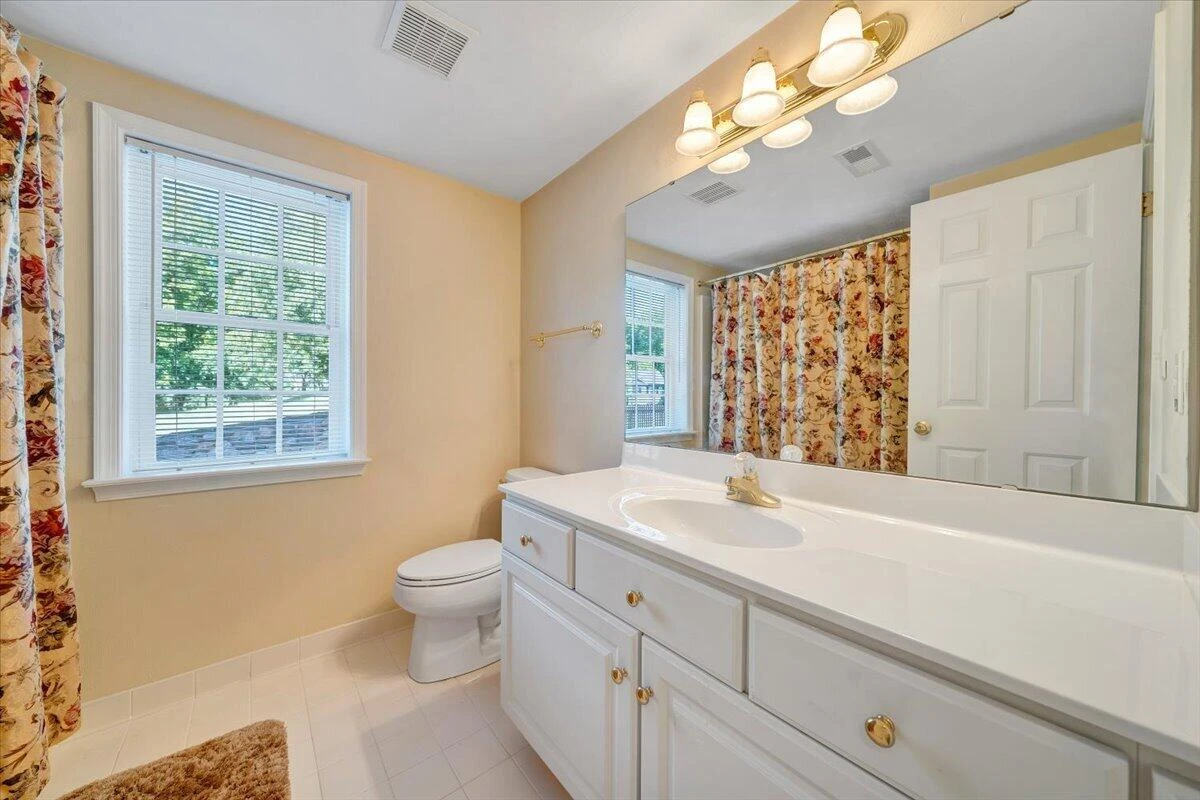 6204 Sandhurst DR - Photo 63