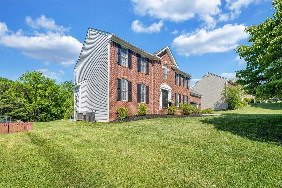6204 Sandhurst DR - Photo 83
