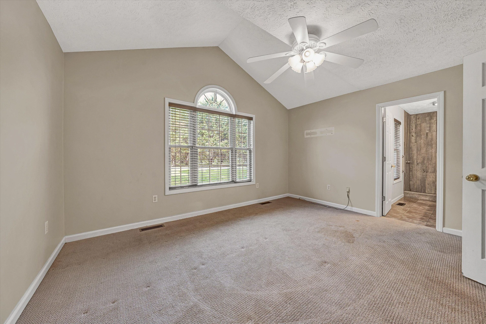 410 Middle Valley RD - Photo 17