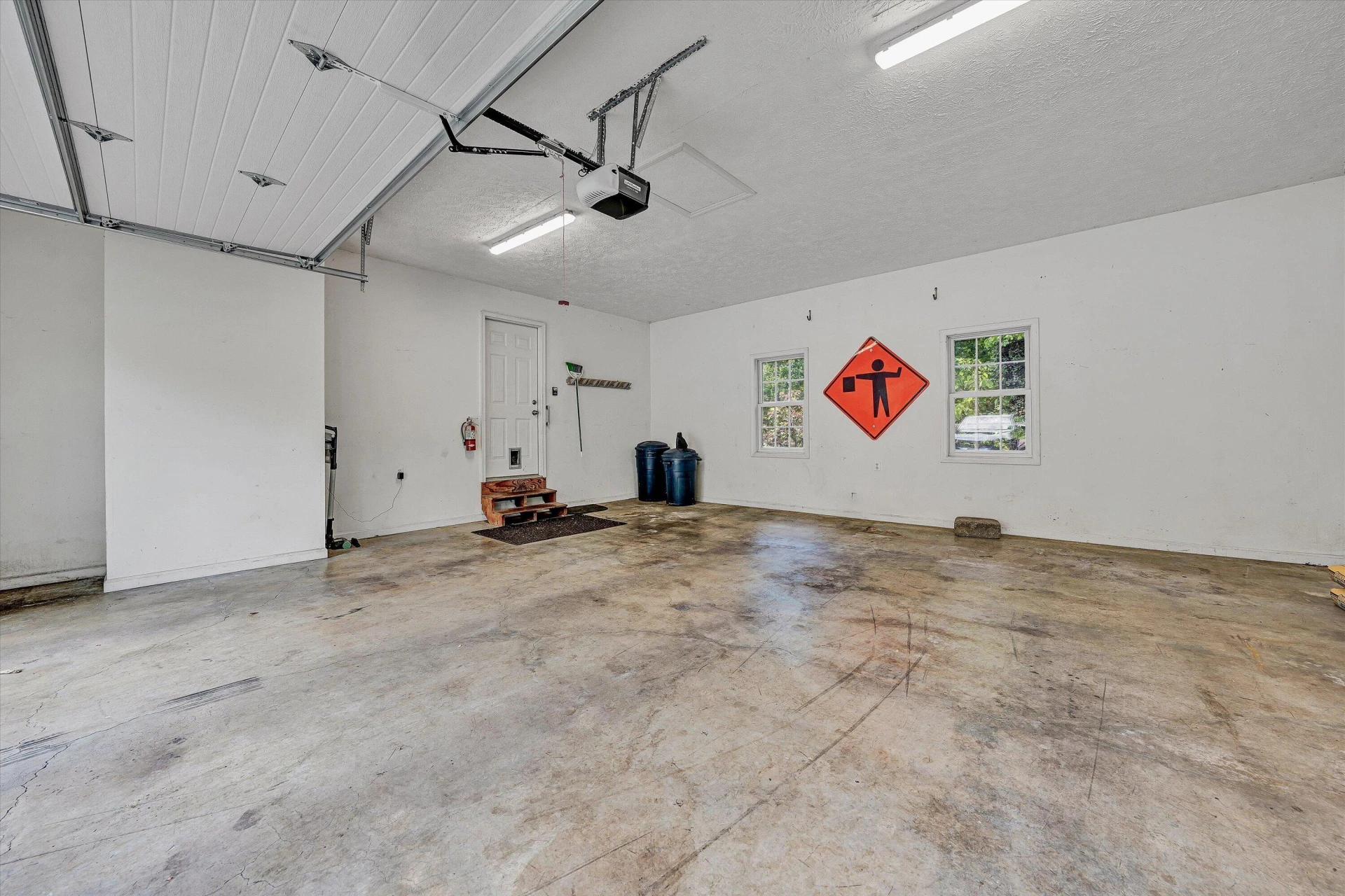 410 Middle Valley RD - Photo 24