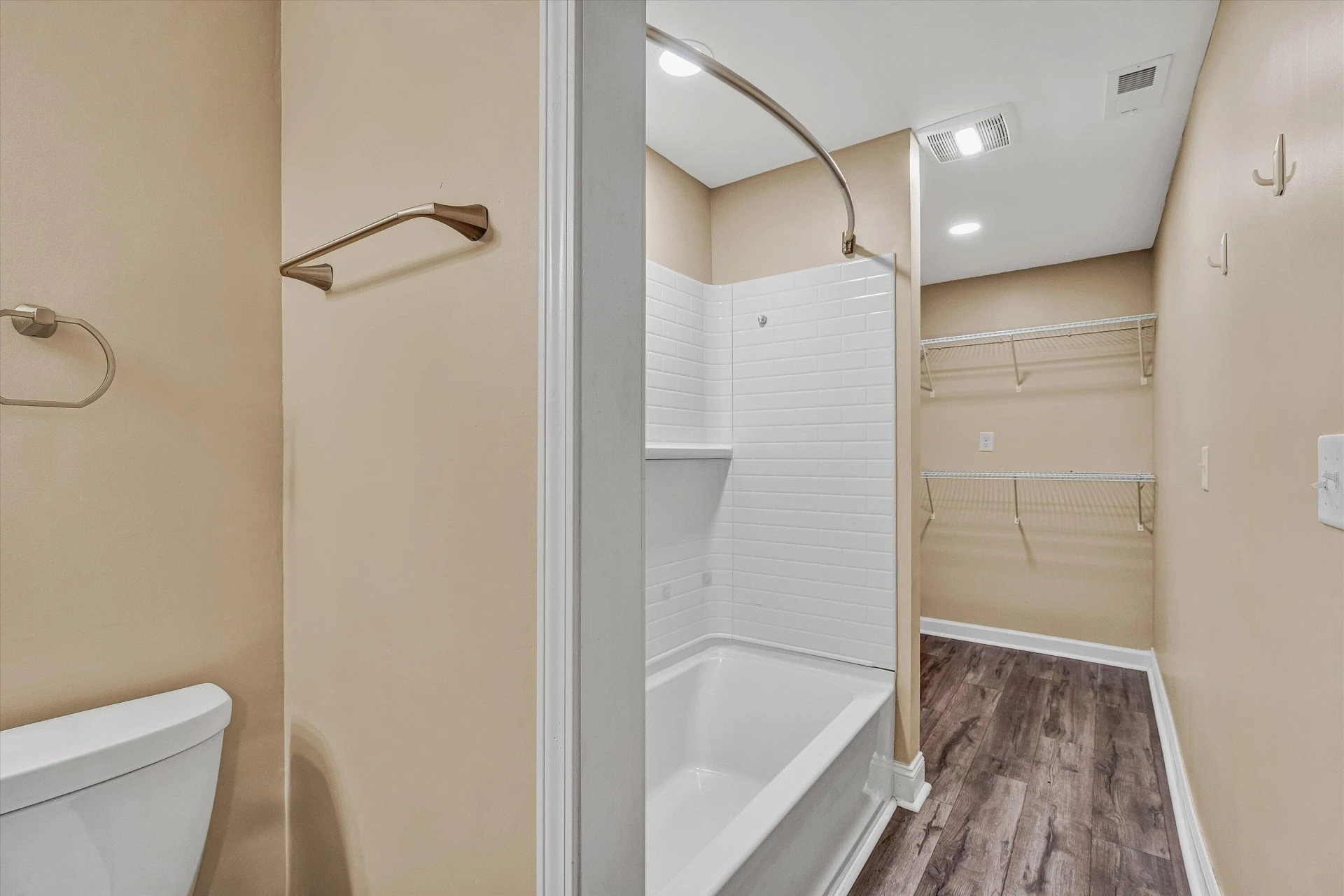 410 Middle Valley RD - Photo 31