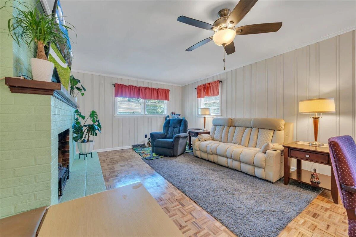 710 Anchor DR - Photo 10