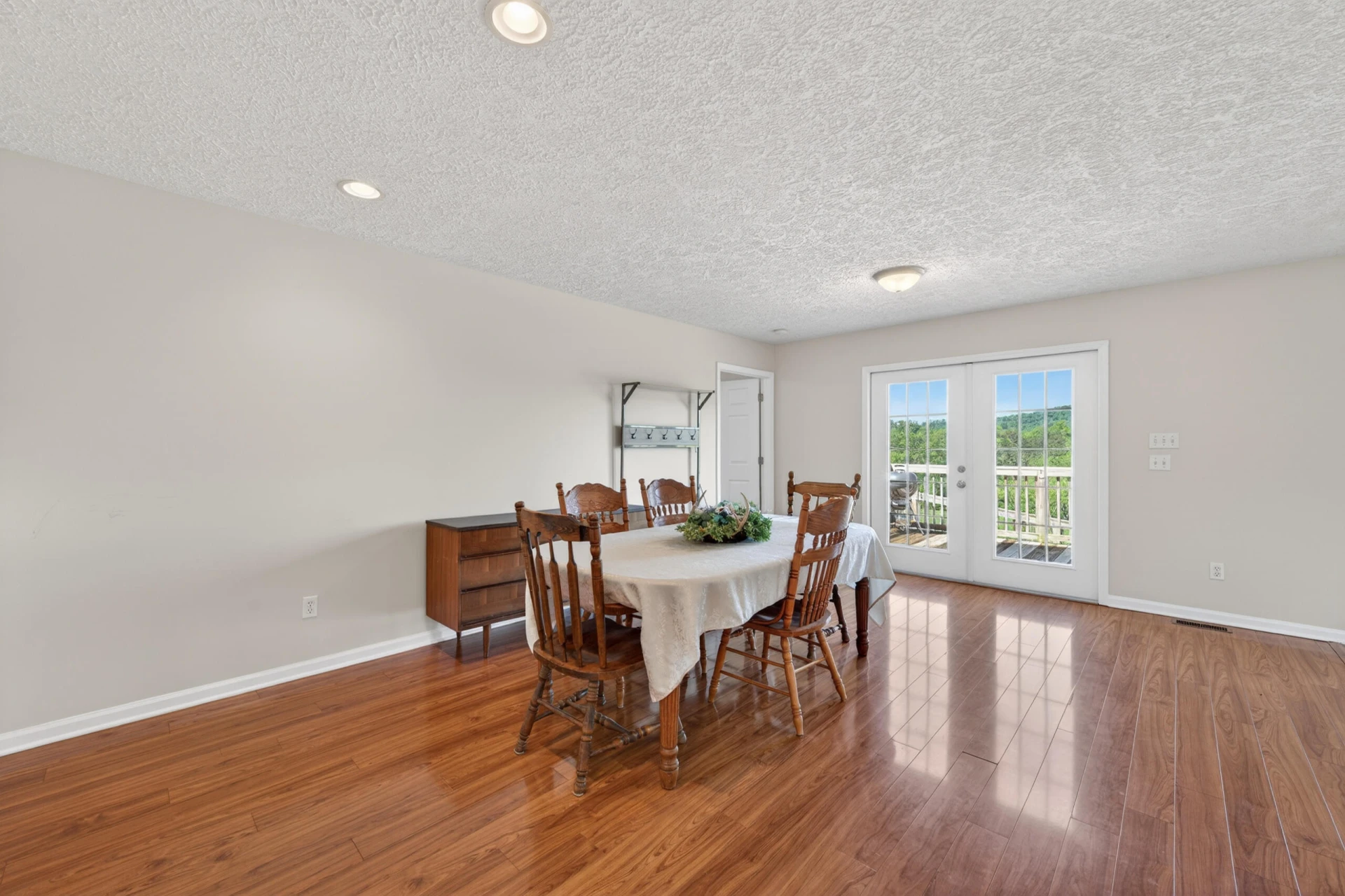1633 Pilot Mountain RD - Photo 36