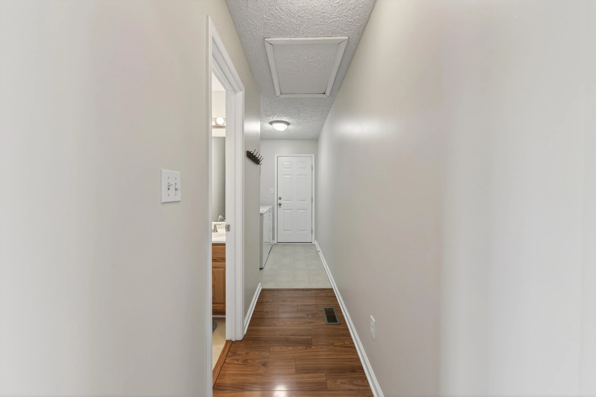 1633 Pilot Mountain RD - Photo 38