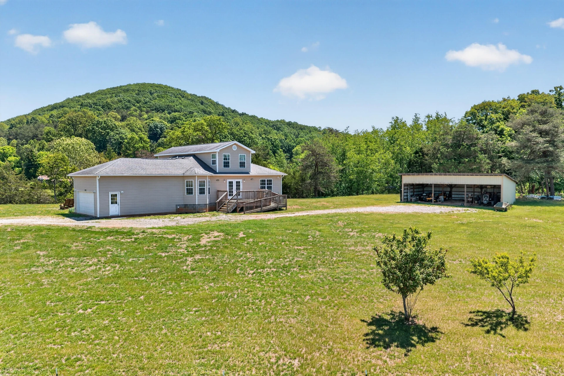 1633 Pilot Mountain RD - Photo 8