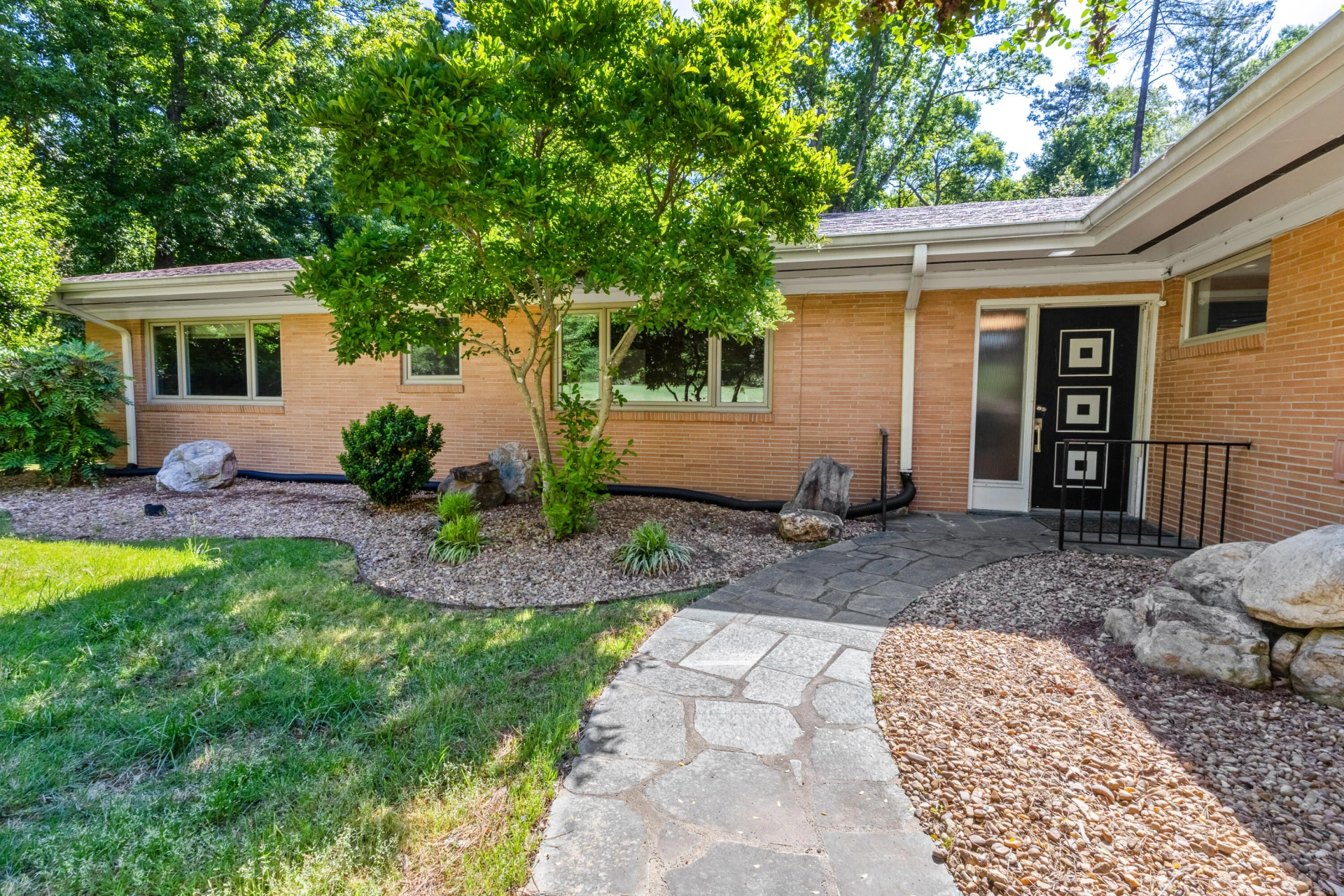 7 Country Club DR - Photo 2