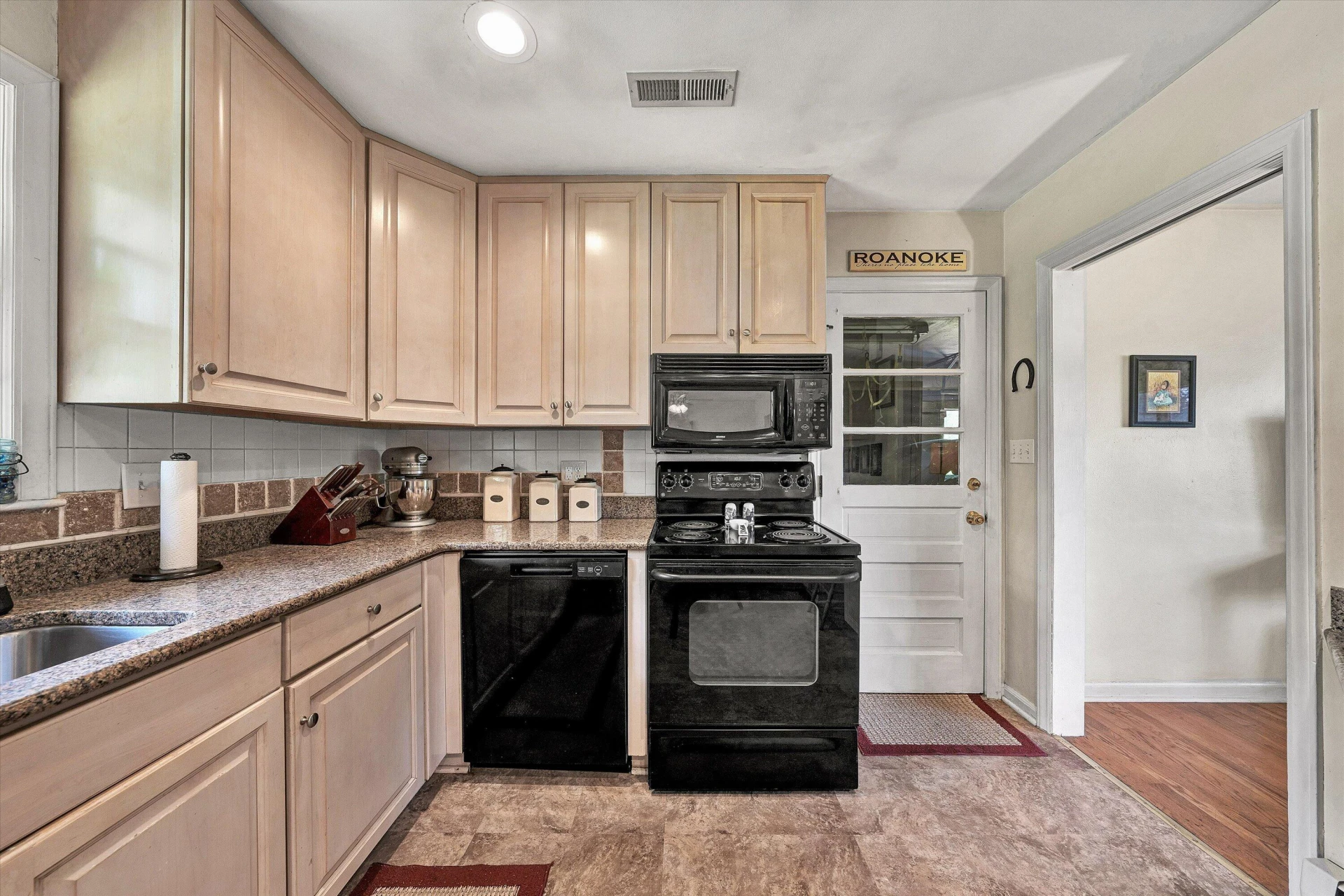 7008 Goff RD - Photo 11
