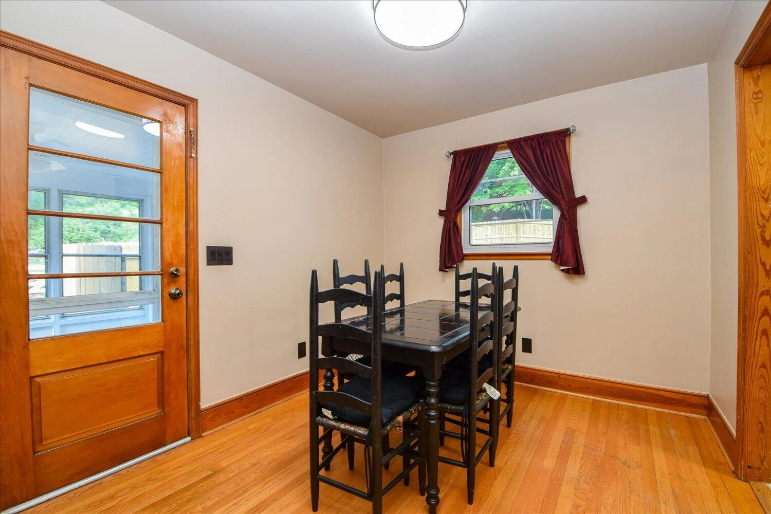 6531 Old Mill RD - Photo 10