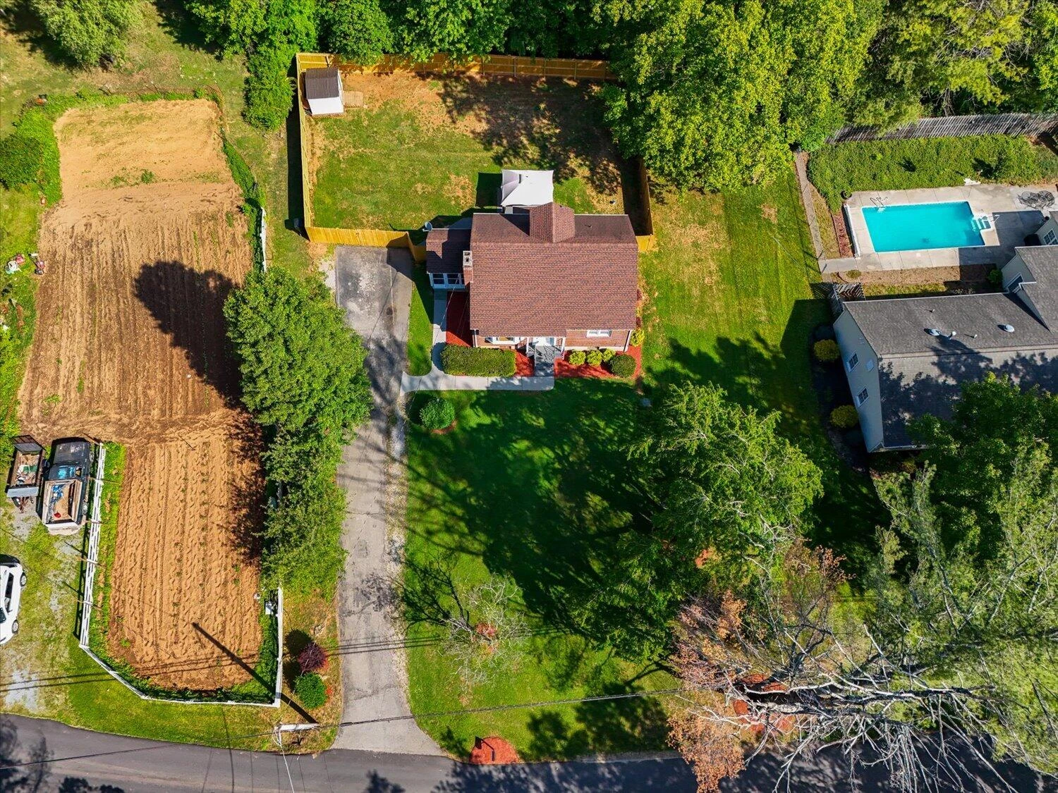 6531 Old Mill RD - Photo 32
